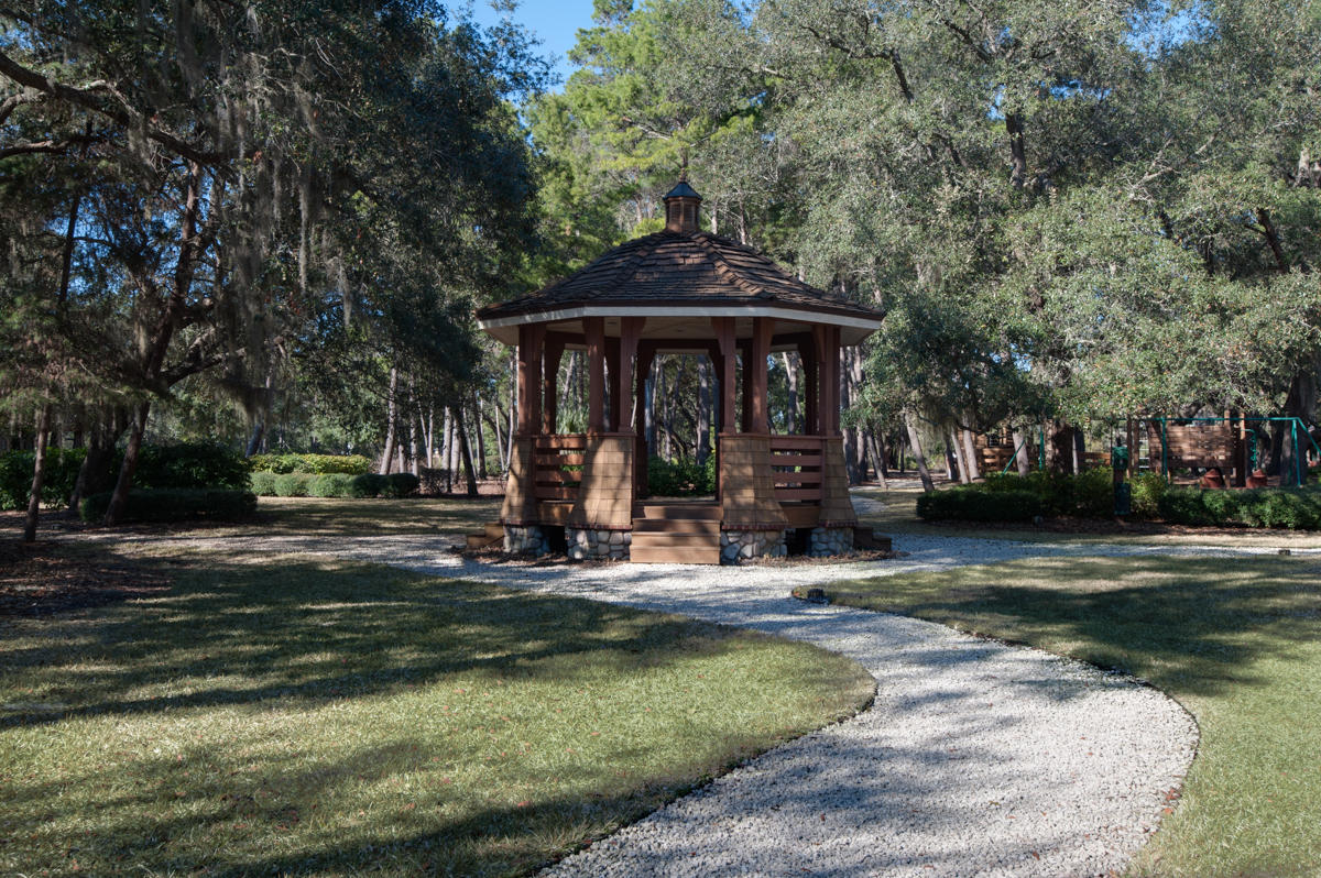 WILD HERON - Residential