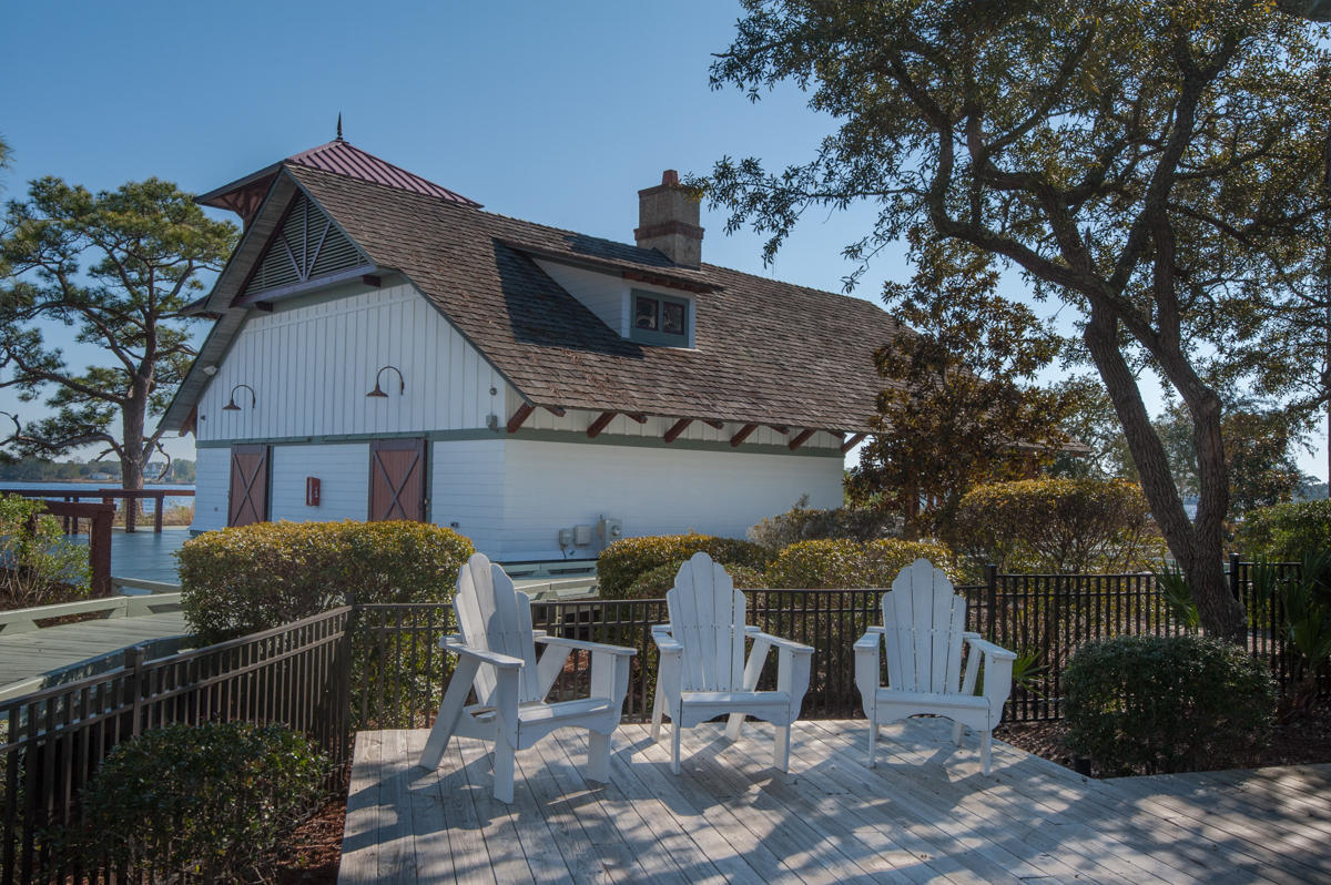 WILD HERON - Residential