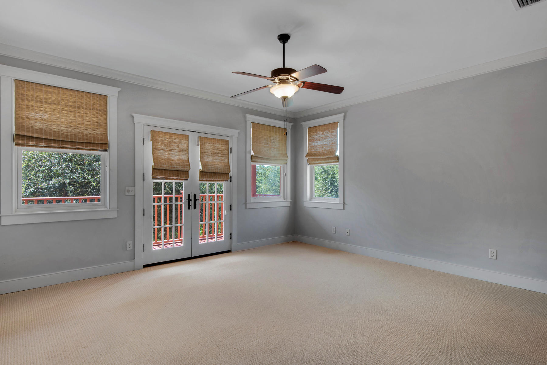 WILD HERON - Residential