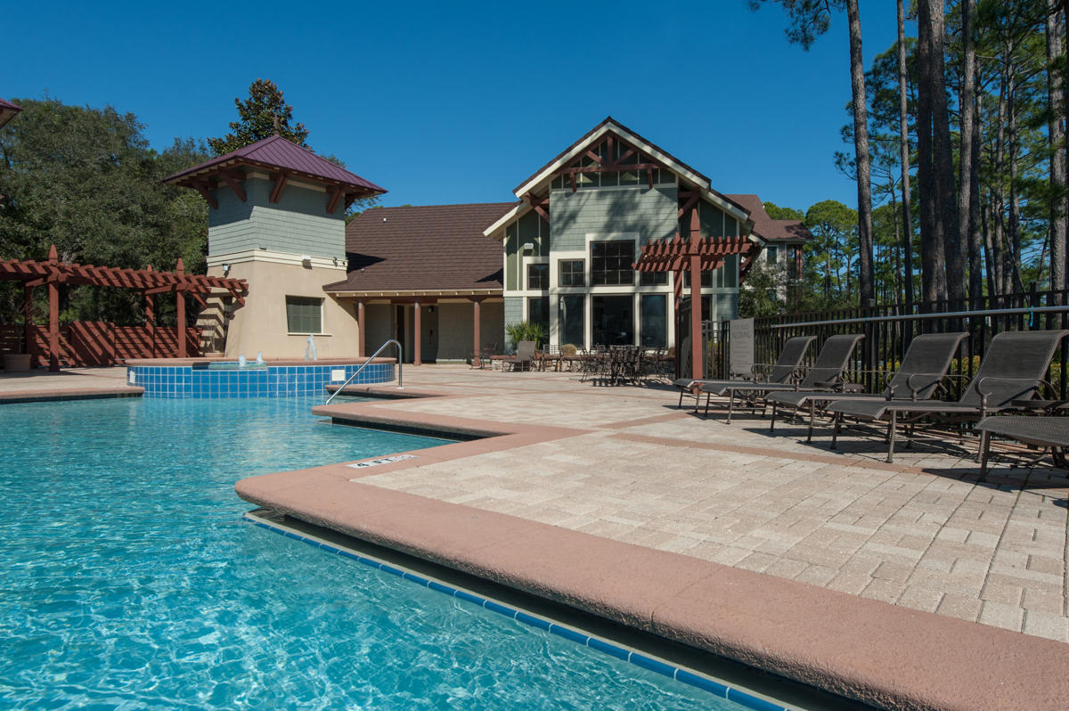 WILD HERON - Residential