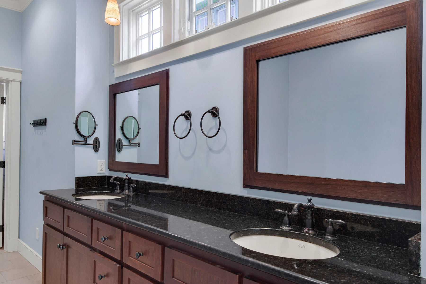 WILD HERON - Residential