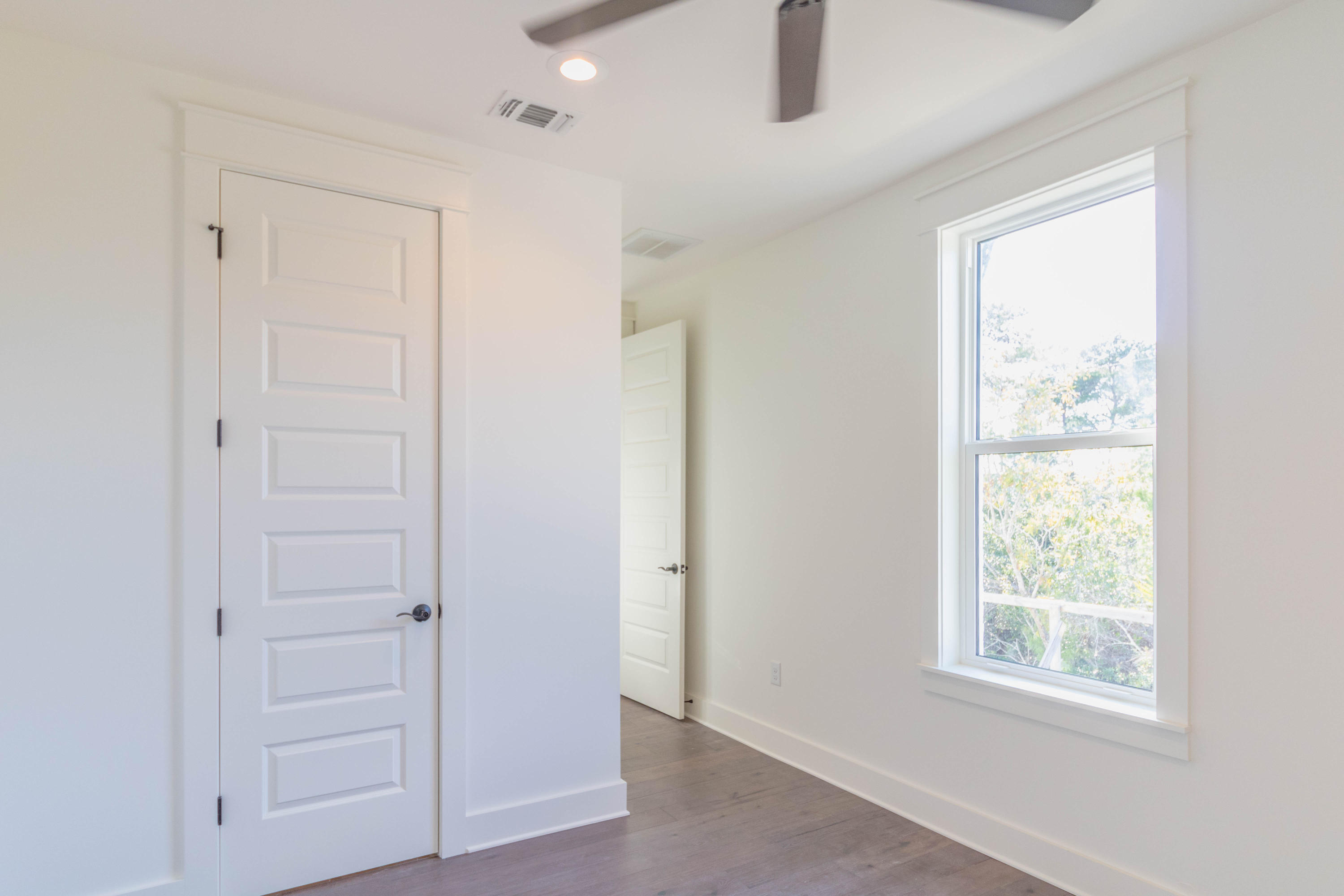 RidgeWalk - Residential