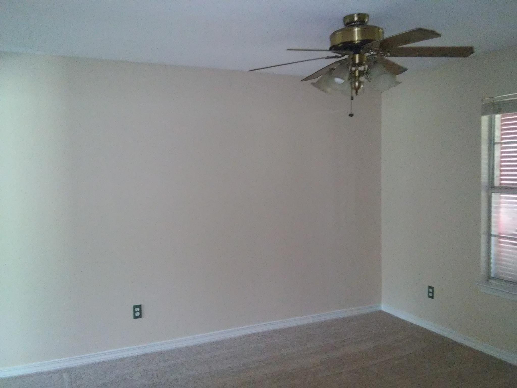 COUNTRY BREEZE EAST - Residential