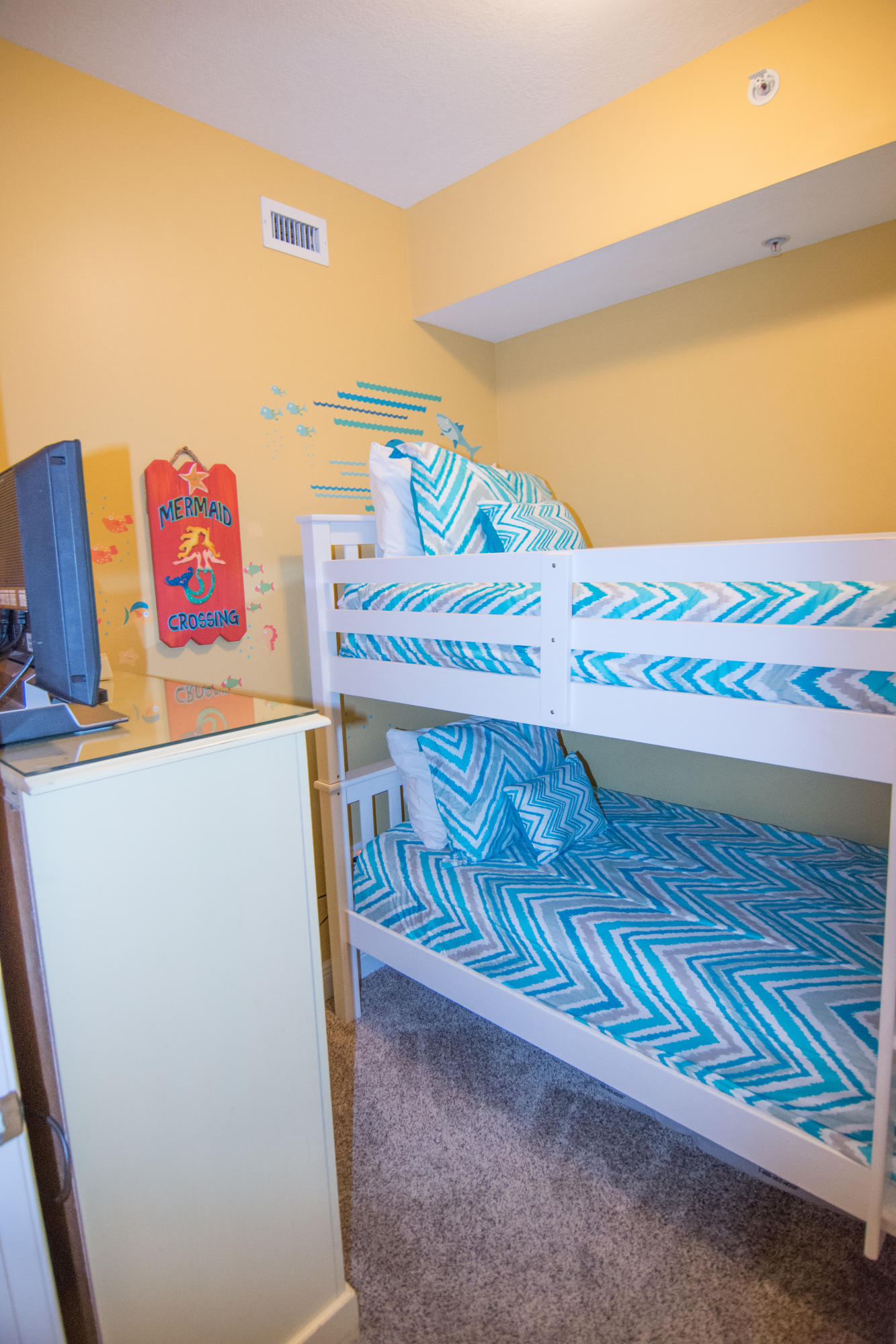 SUMMER PLACE - Residential