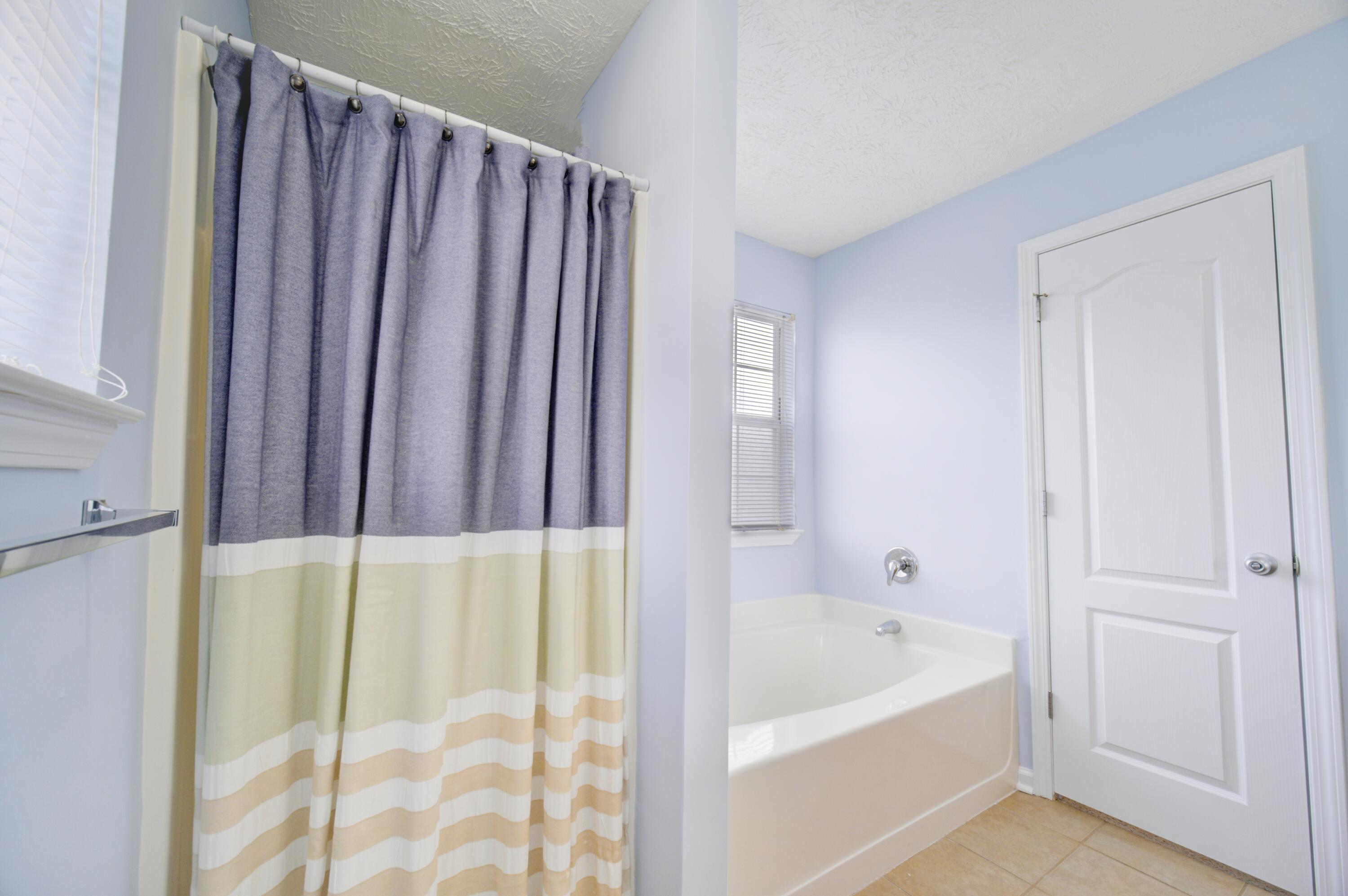 LAKE SILVER 1ST ADDN - Residential