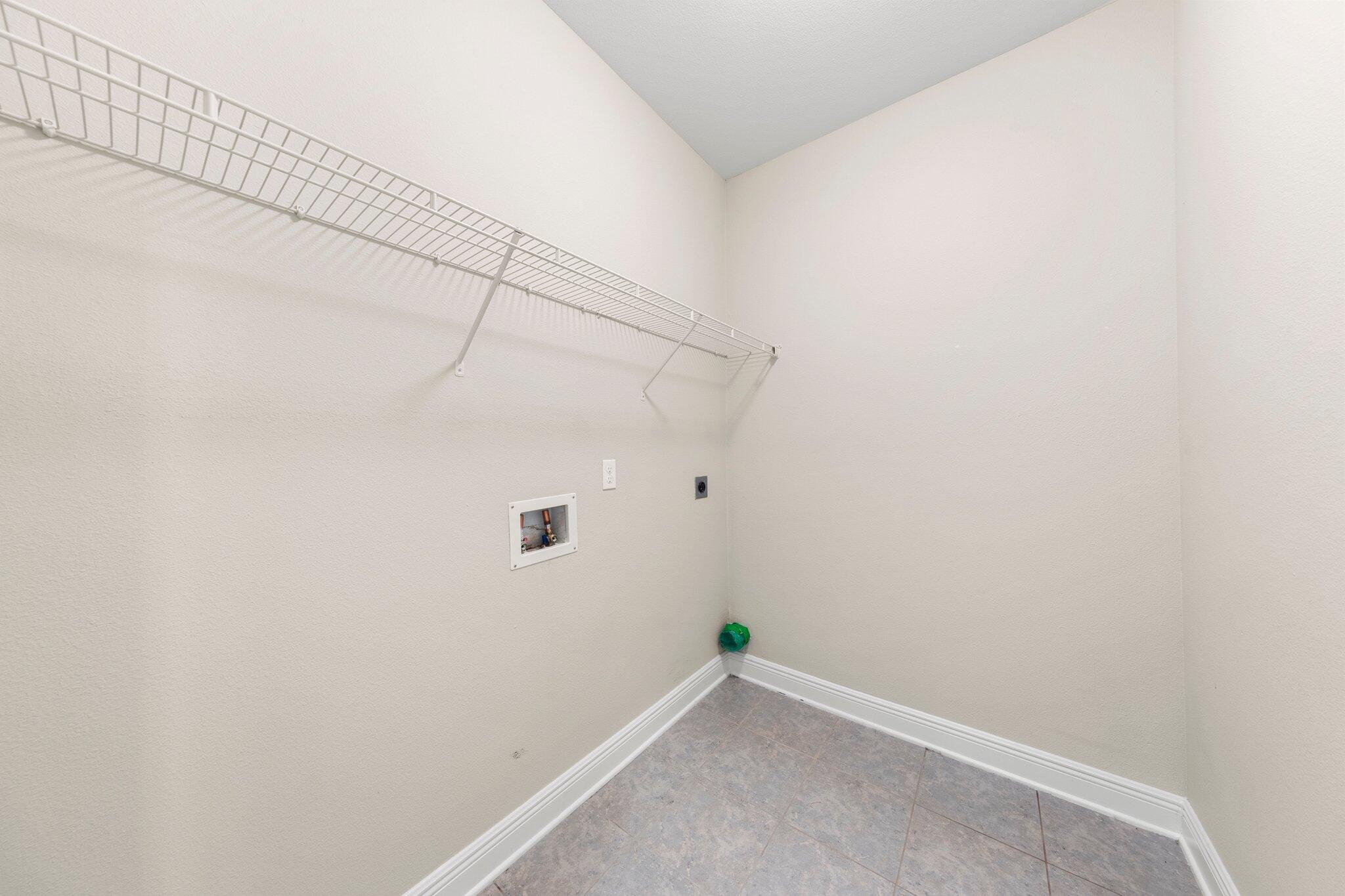 FOX VALLEY PH 3-A - Residential Lease