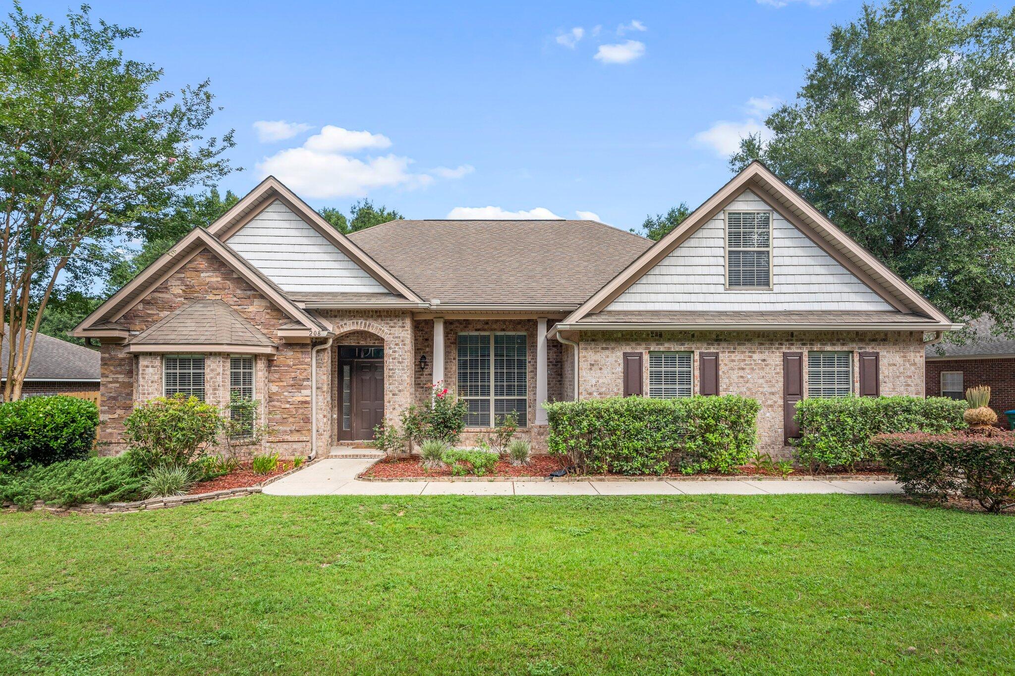 Beautiful & Spacious!!! Ideally located in one of Crestview's premier neighborhoods. From the moment you walk in you will be captivated by the Elegant Angles and Arches; This home features 4 Bedrooms, an office, formal dining room, kitchen nook, and Florida Room. Open Kitchen with Granite countertops, Beautiful 36'' recessed panel Maple Cabinets, Staggered with Crown Molding and Stainless Steel G.E. Appliances. The Master Bedroom has a Box Trey with Crown Molding and Relaxing Sitting Area, Master bath is perfect w/ Granite Countertop Raised Double Vanity, 4' Separate Shower with Glass Door, Large Soaking Tub with Frosted Window above, Enclosed Toilet area. Additional Bedrooms feature 9' ceilings and share the Hall Bath. (All Bathrooms feature Granite Countertops.)