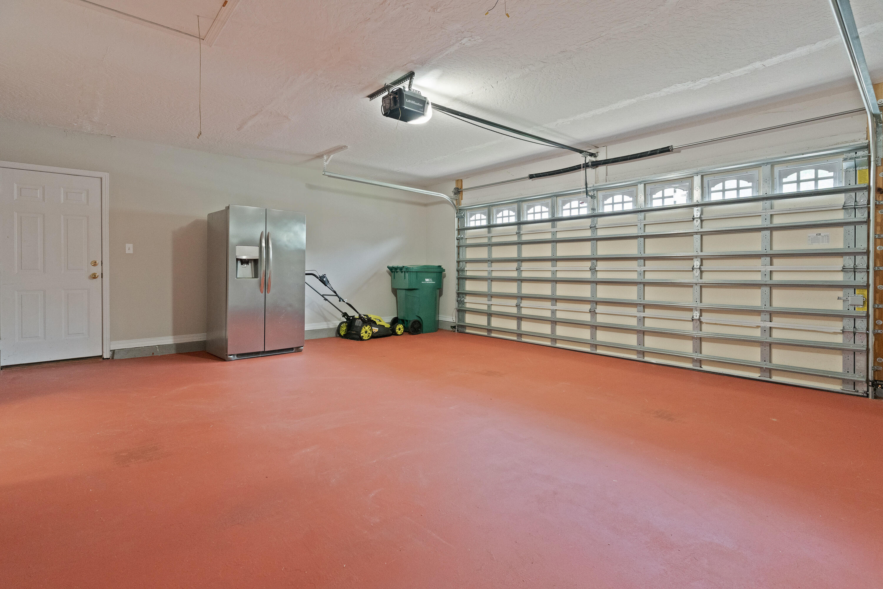 NORTH RIDGE CREEK S/D 1ST ADDN - Residential