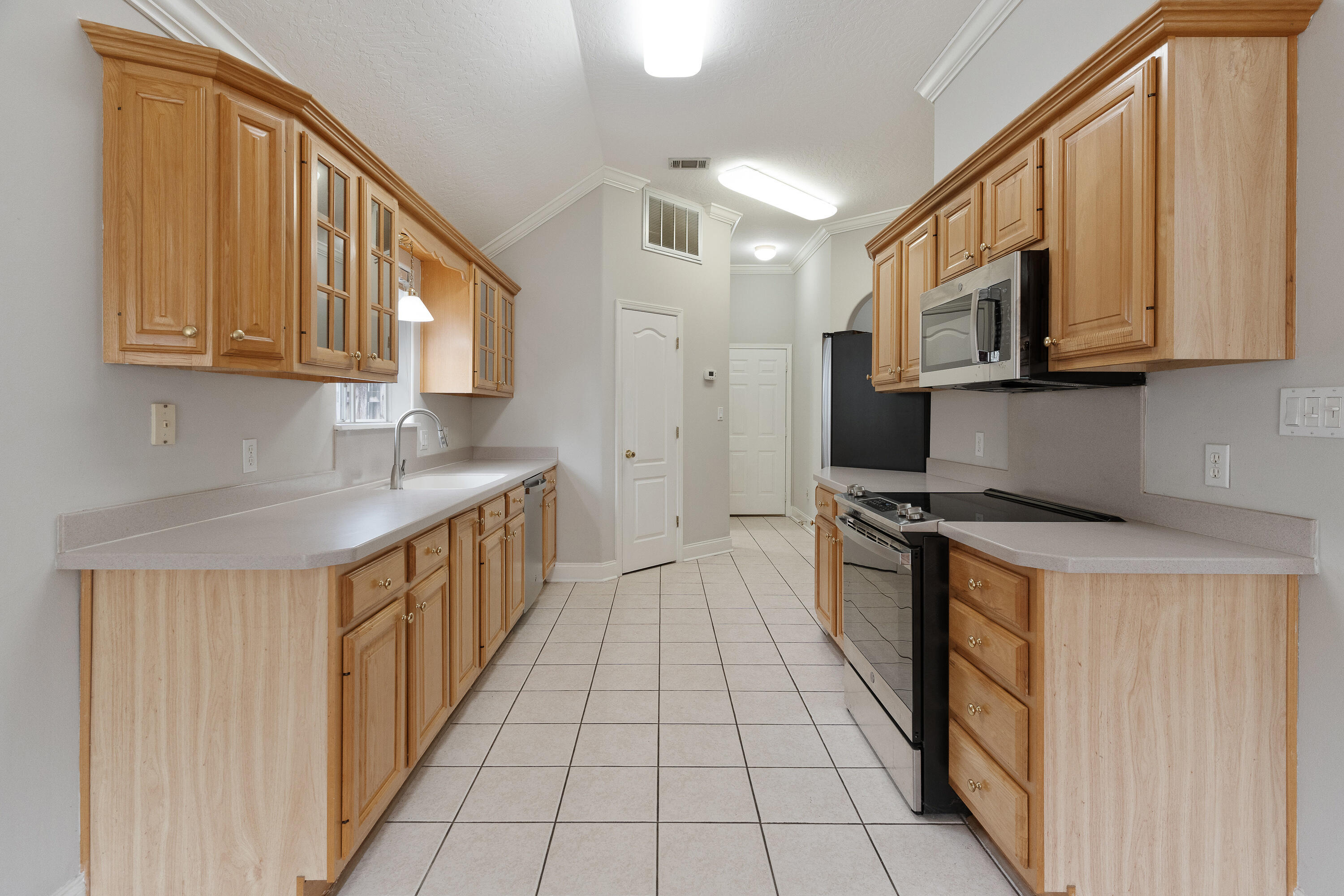 NORTH RIDGE CREEK S/D 1ST ADDN - Residential