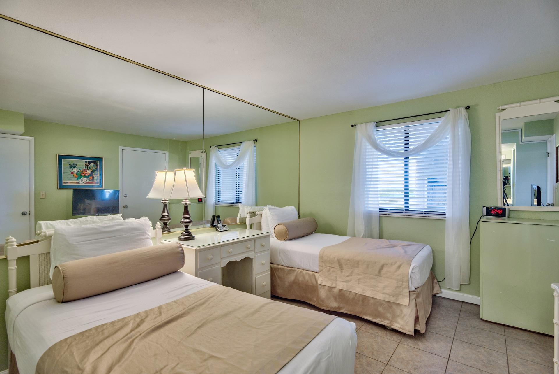 SUNDESTIN INTERNATIONAL CONDO - Residential