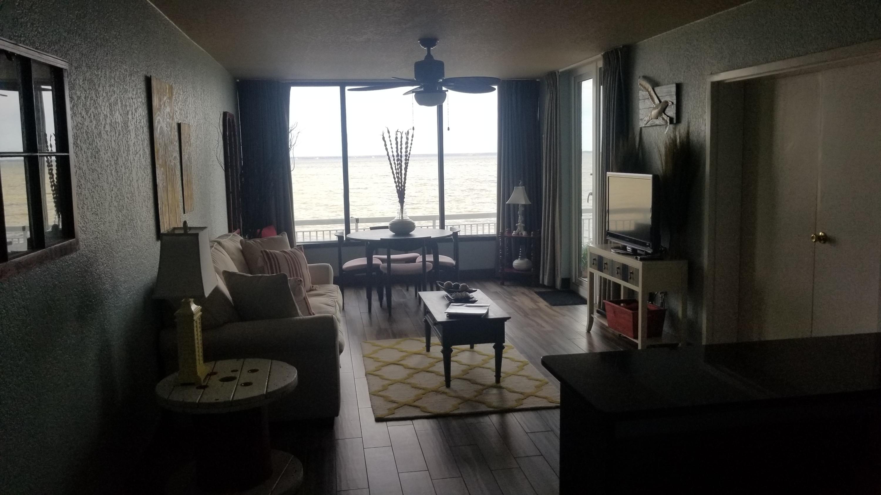 BAYSIDE AT SANDESTIN - Residential