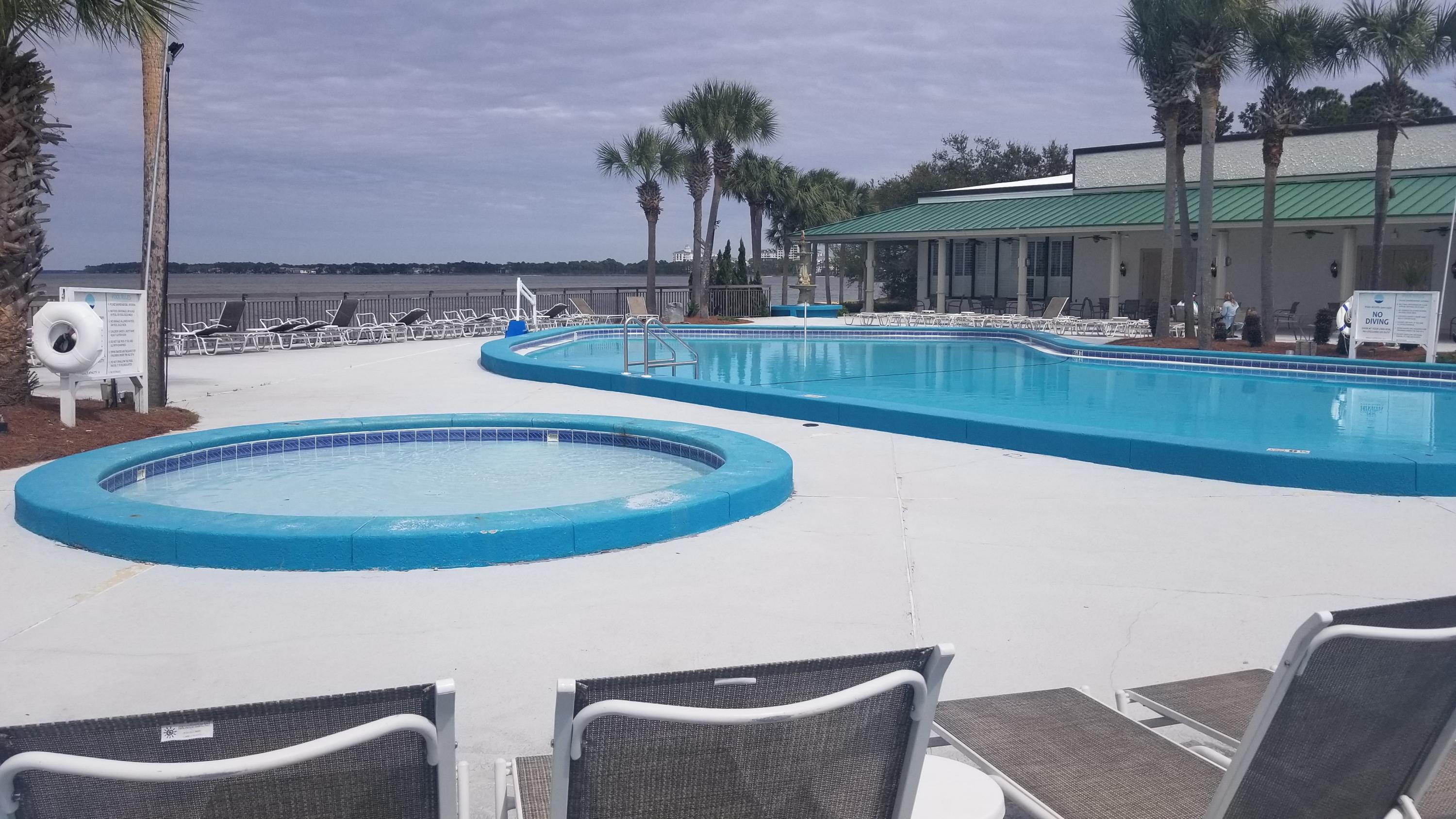 BAYSIDE AT SANDESTIN - Residential