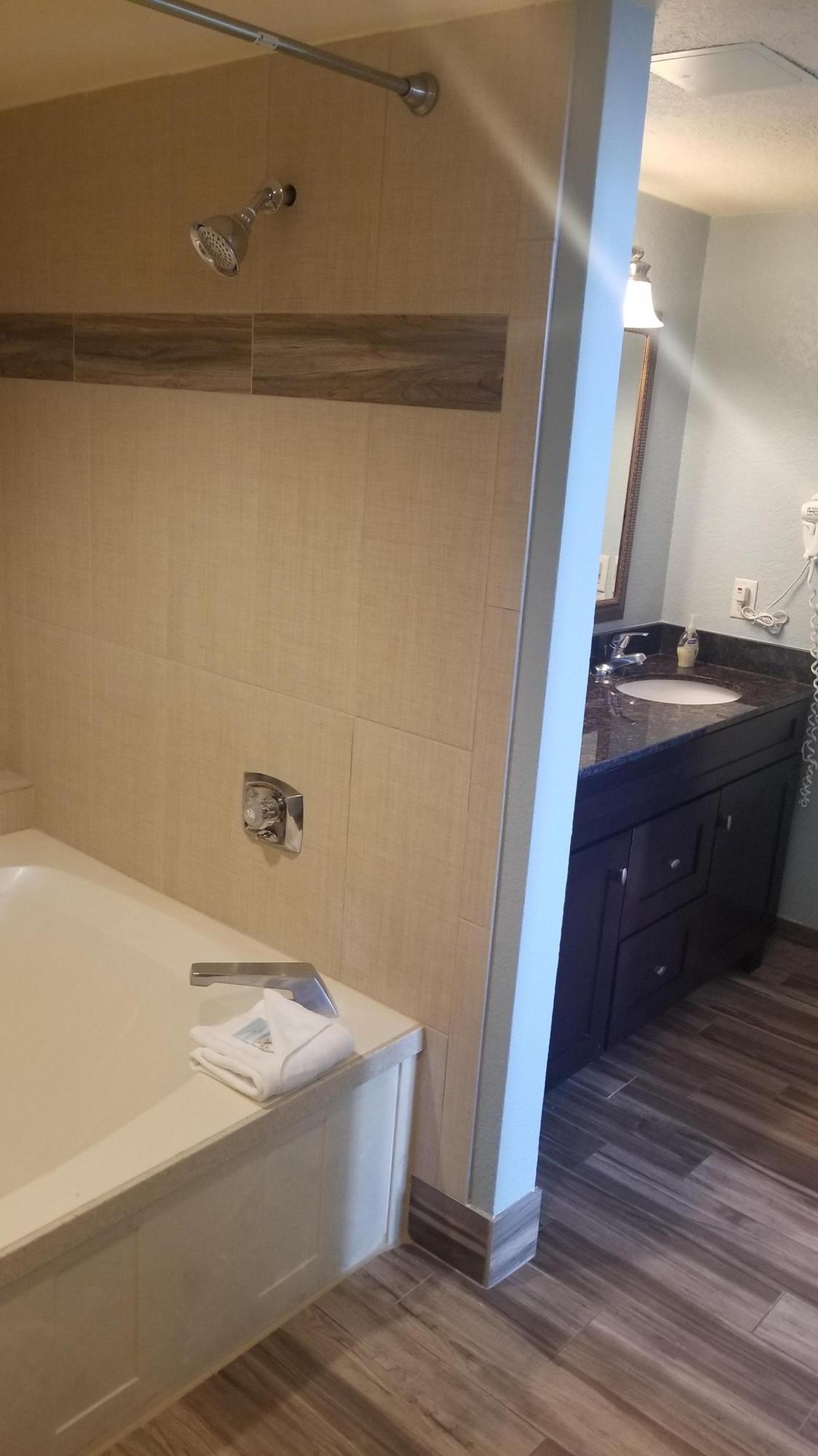 BAYSIDE AT SANDESTIN - Residential