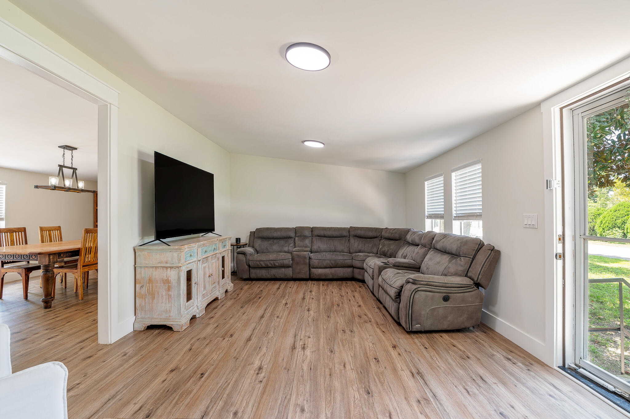 NO RECORDED SUBDIVISION - Residential