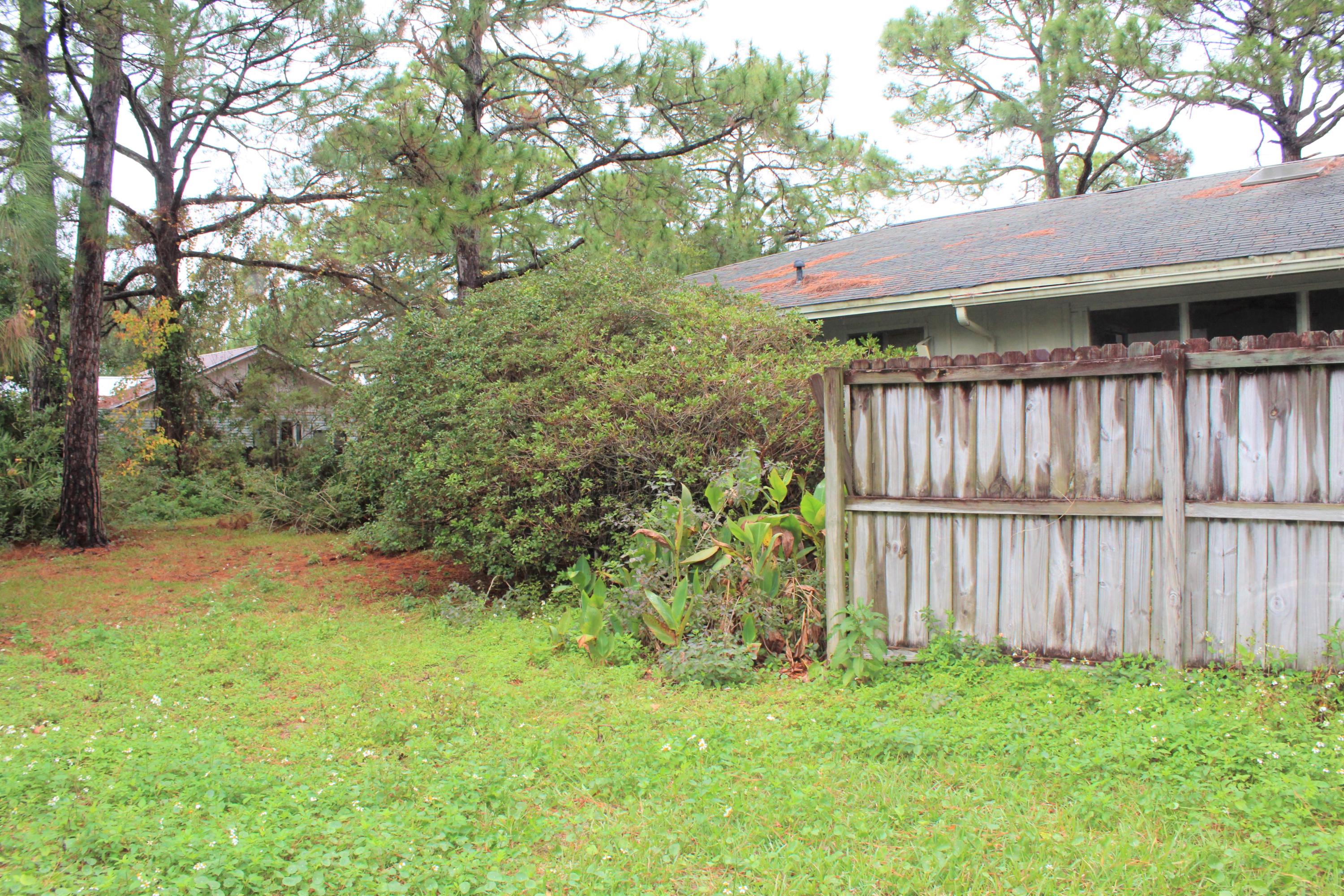 HOLIDAY SHORES ESTATES 3RD ADDN - Residential