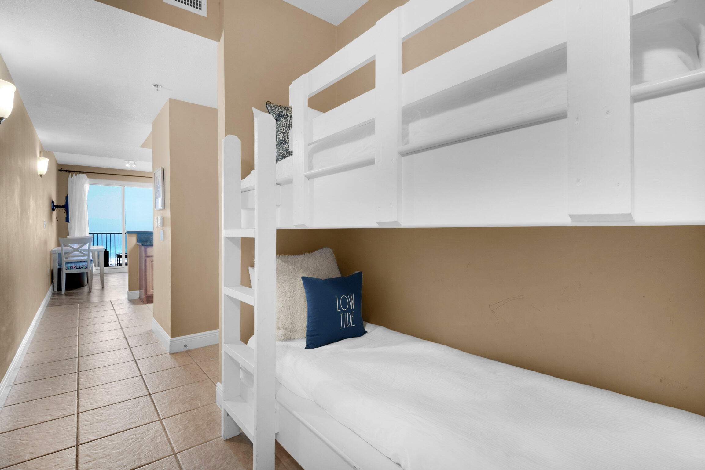 ARIEL DUNES II - Residential