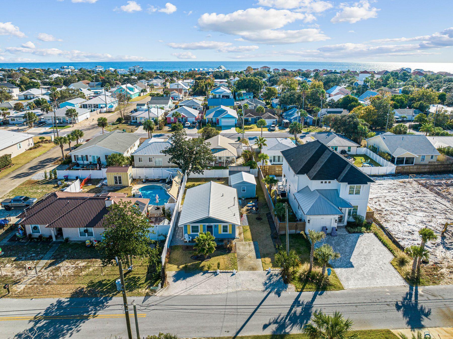 RIVIERA BEACH - Residential