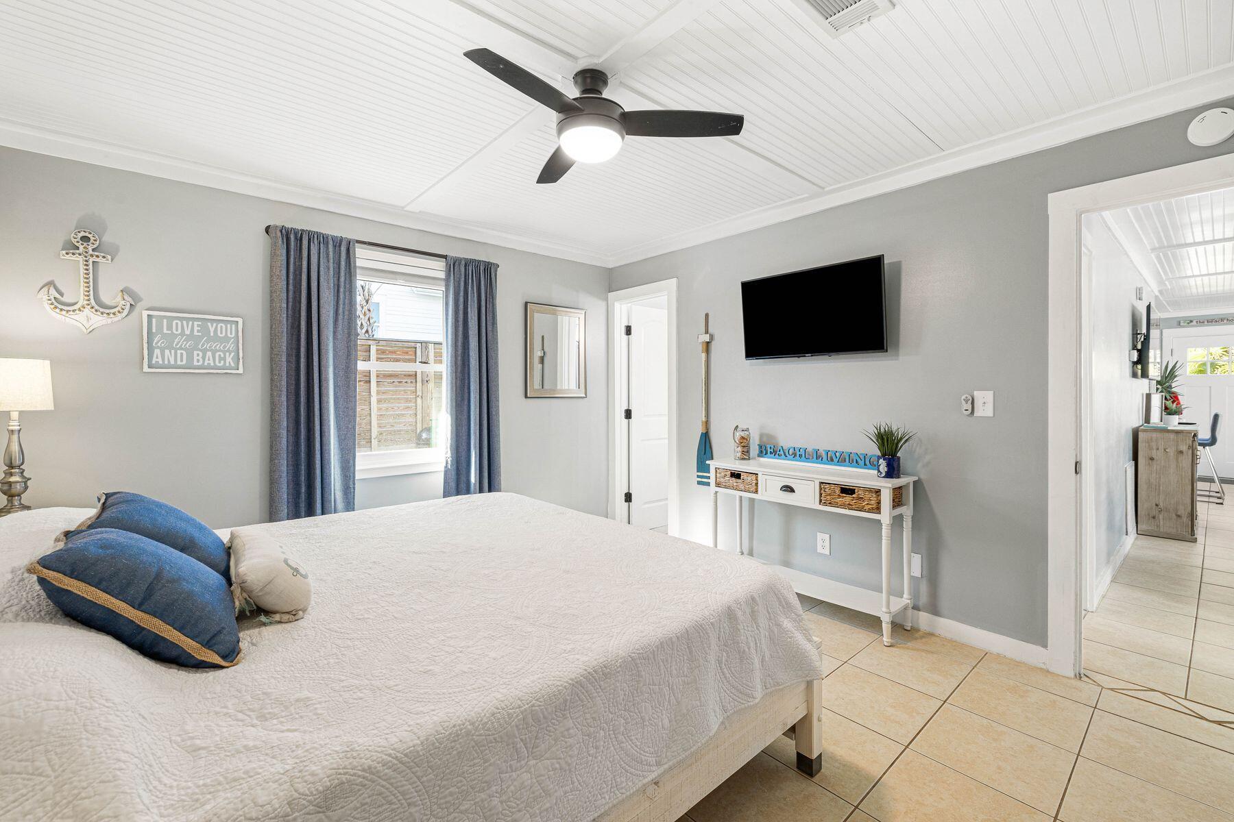 RIVIERA BEACH - Residential