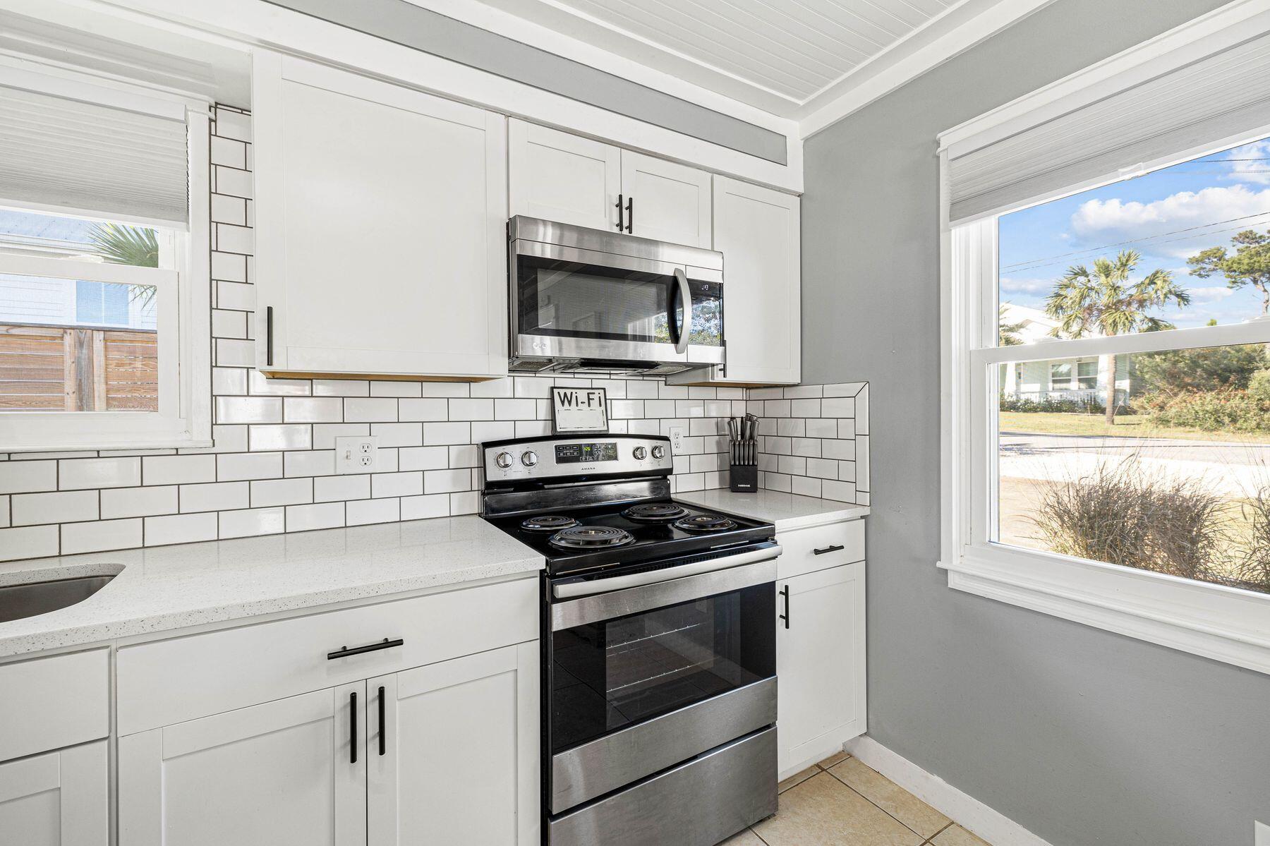 RIVIERA BEACH - Residential