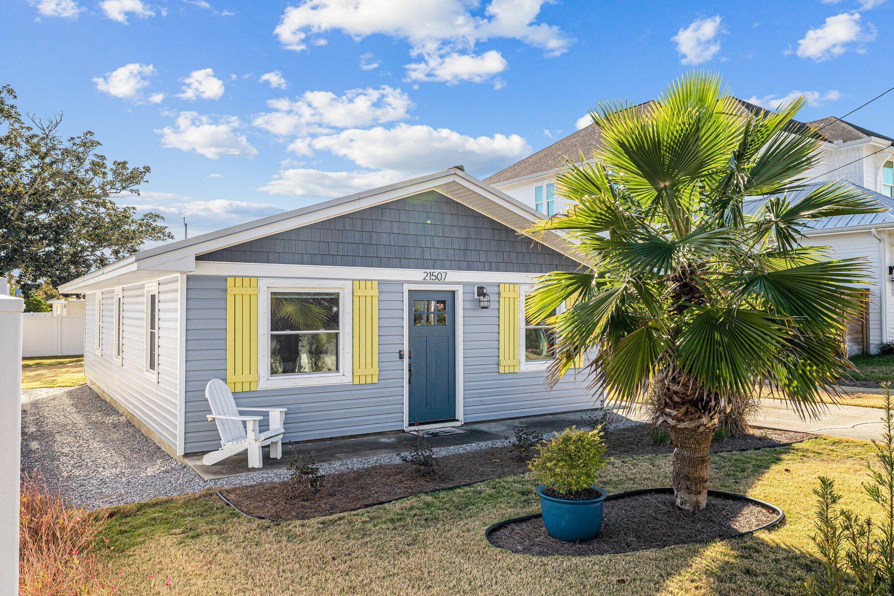 RIVIERA BEACH - Residential