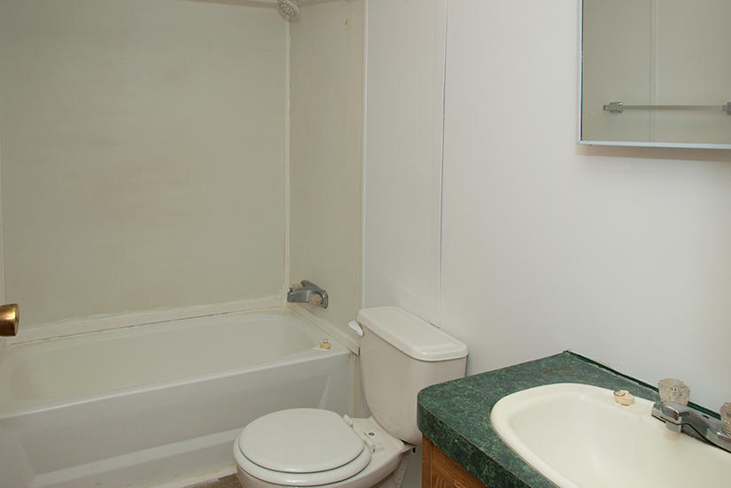 CASA LOMA S/D 1ST ADDN - Residential Lease