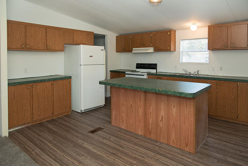 CASA LOMA S/D 1ST ADDN - Residential Lease