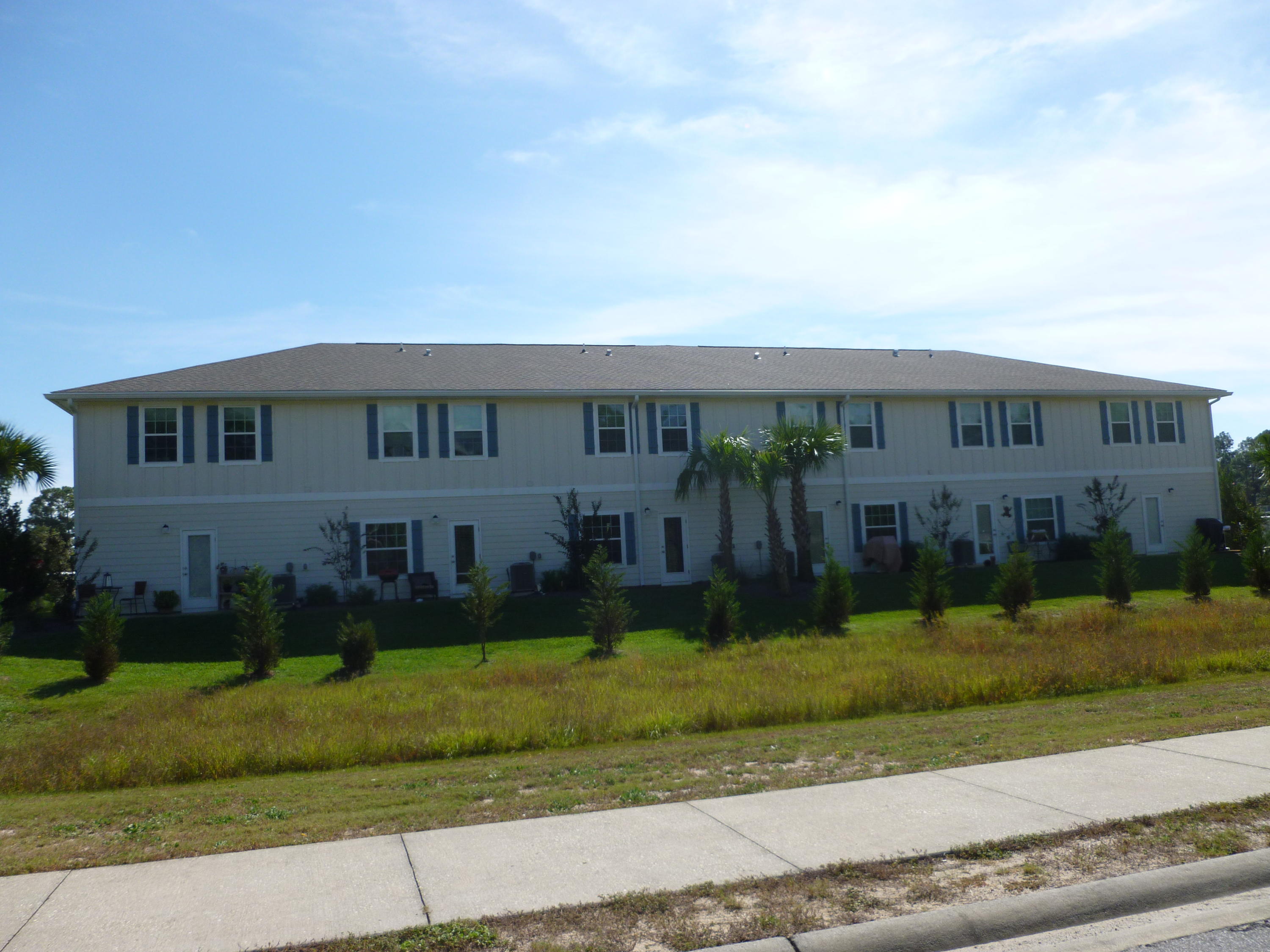 WATER OAKS T/H - Residential