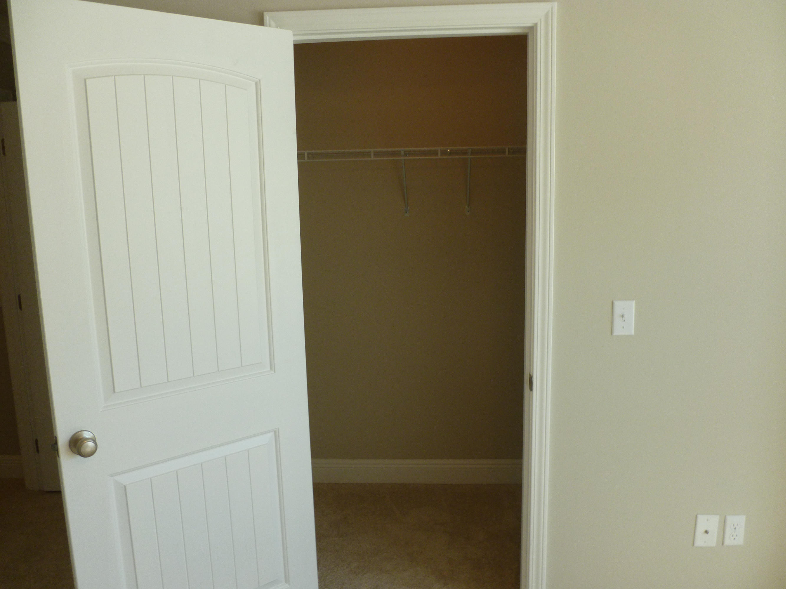 WATER OAKS T/H - Residential