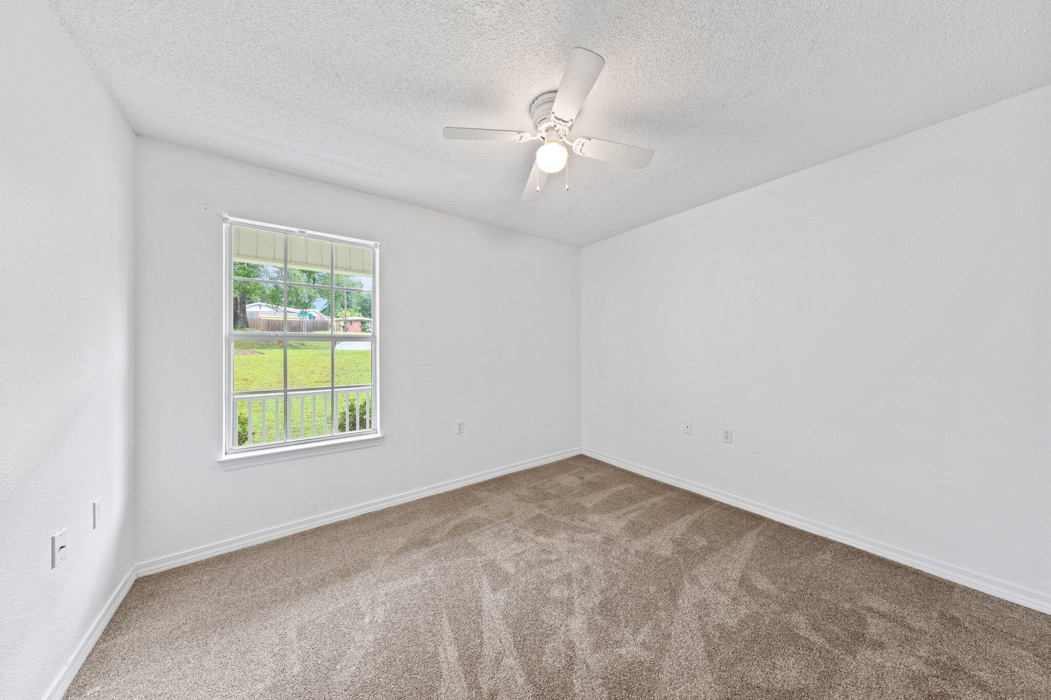 LAKEWOOD MANOR 1 - Residential