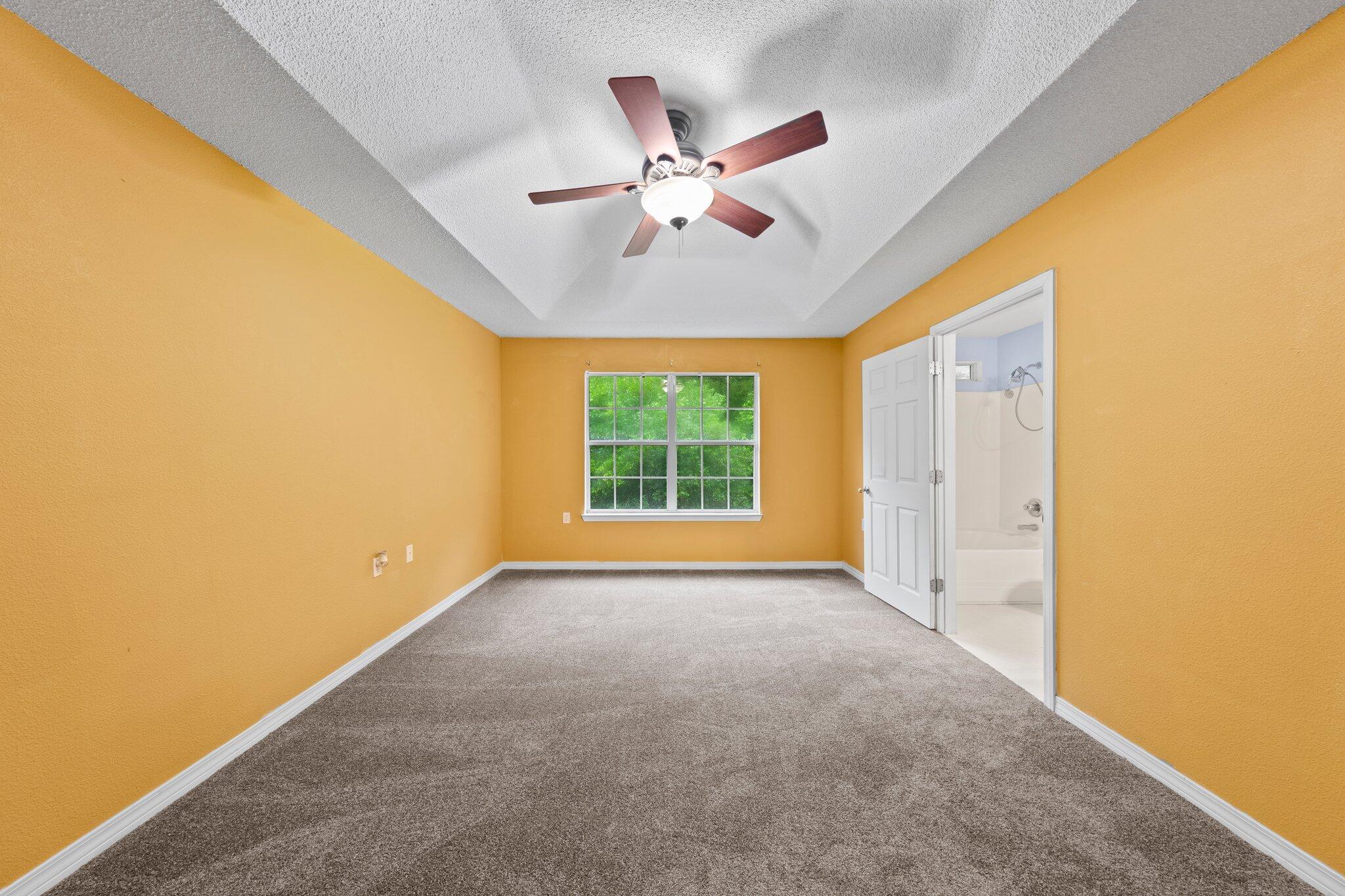 LAKEWOOD MANOR 1 - Residential