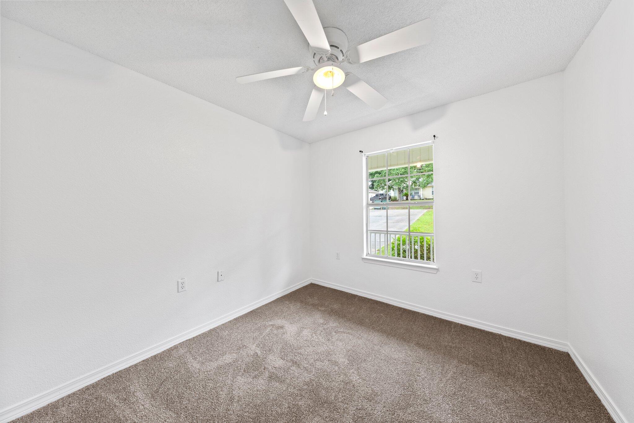 LAKEWOOD MANOR 1 - Residential