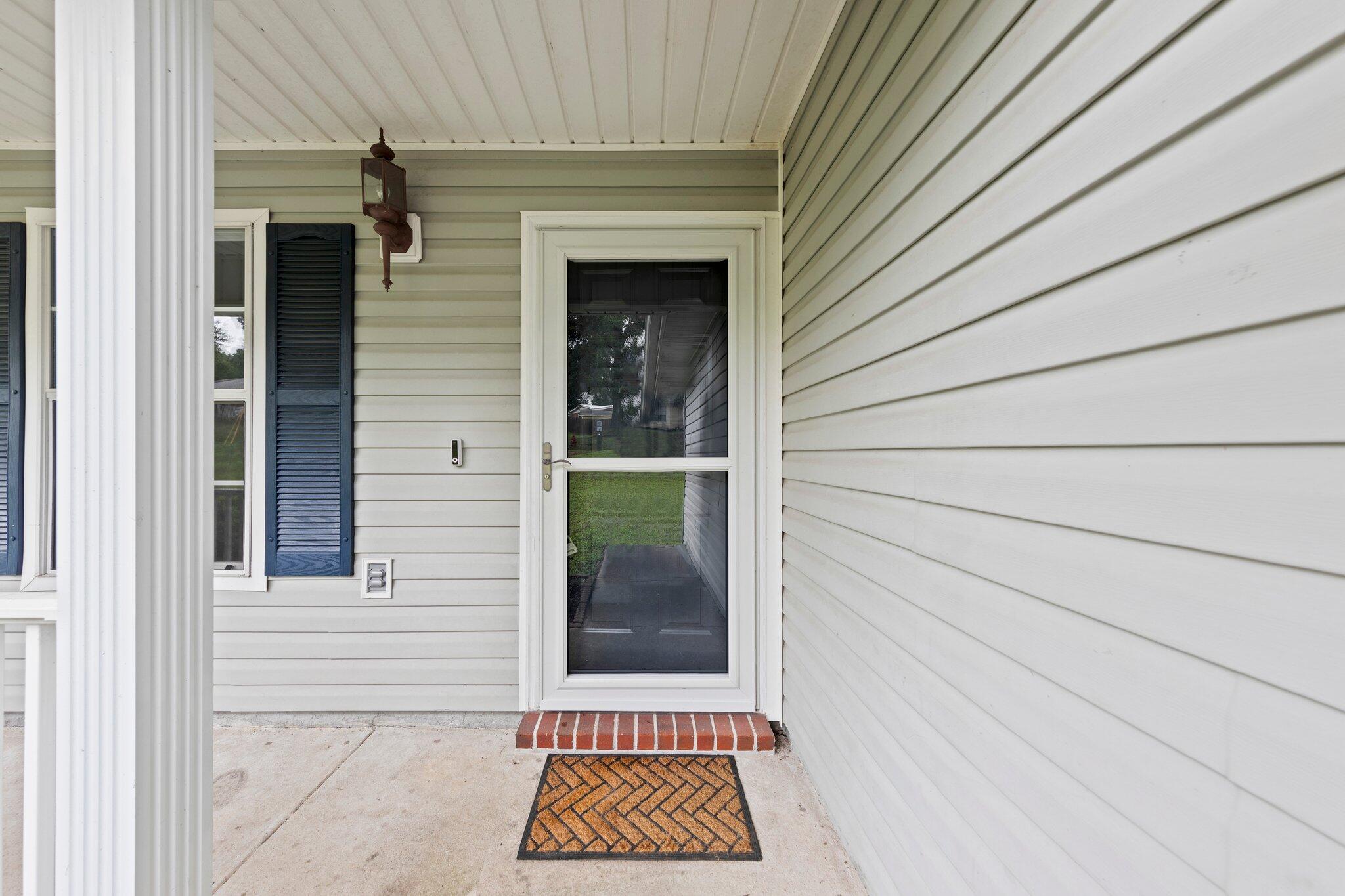 LAKEWOOD MANOR 1 - Residential