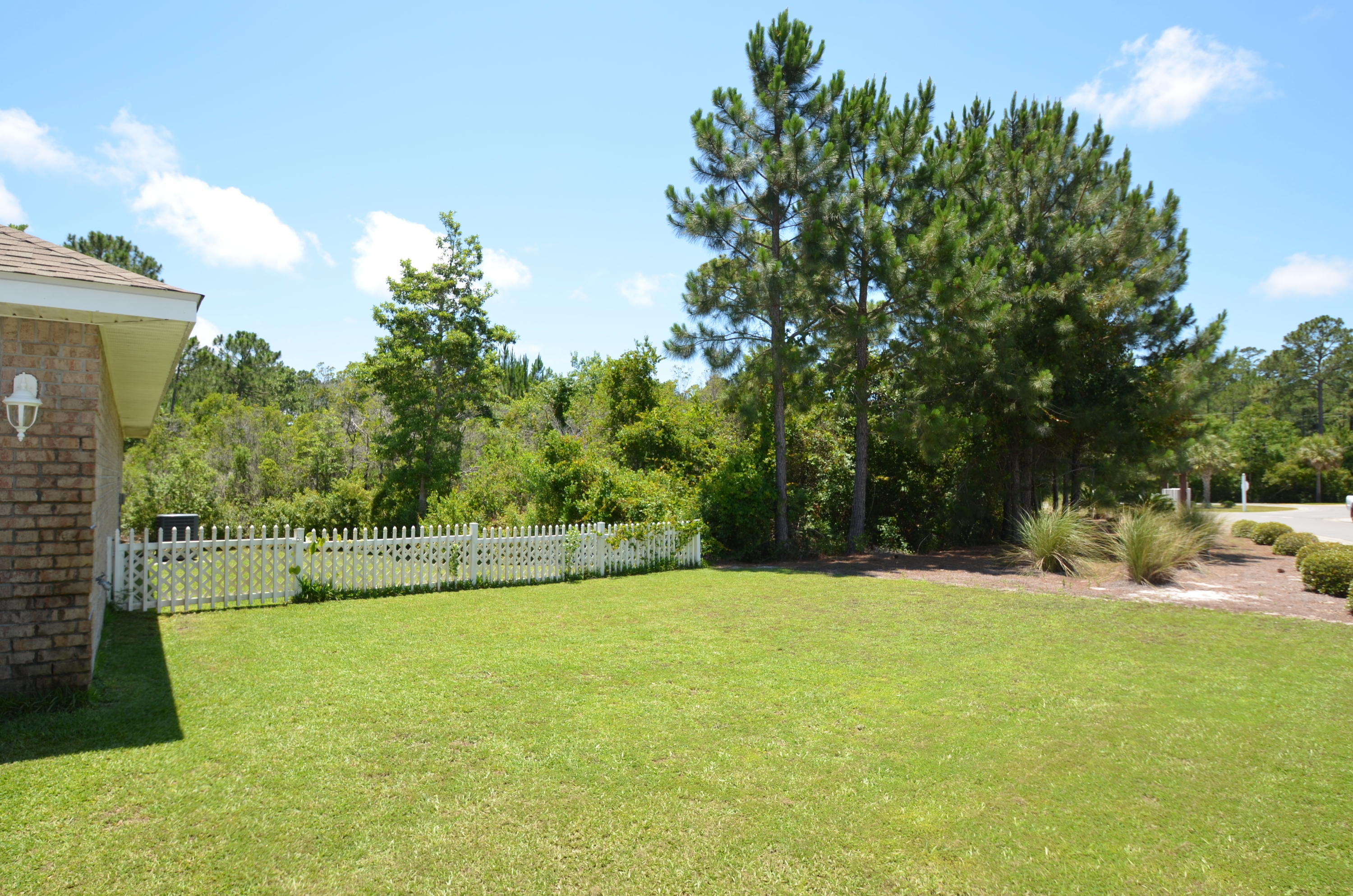 MARSH HARBOR - Residential