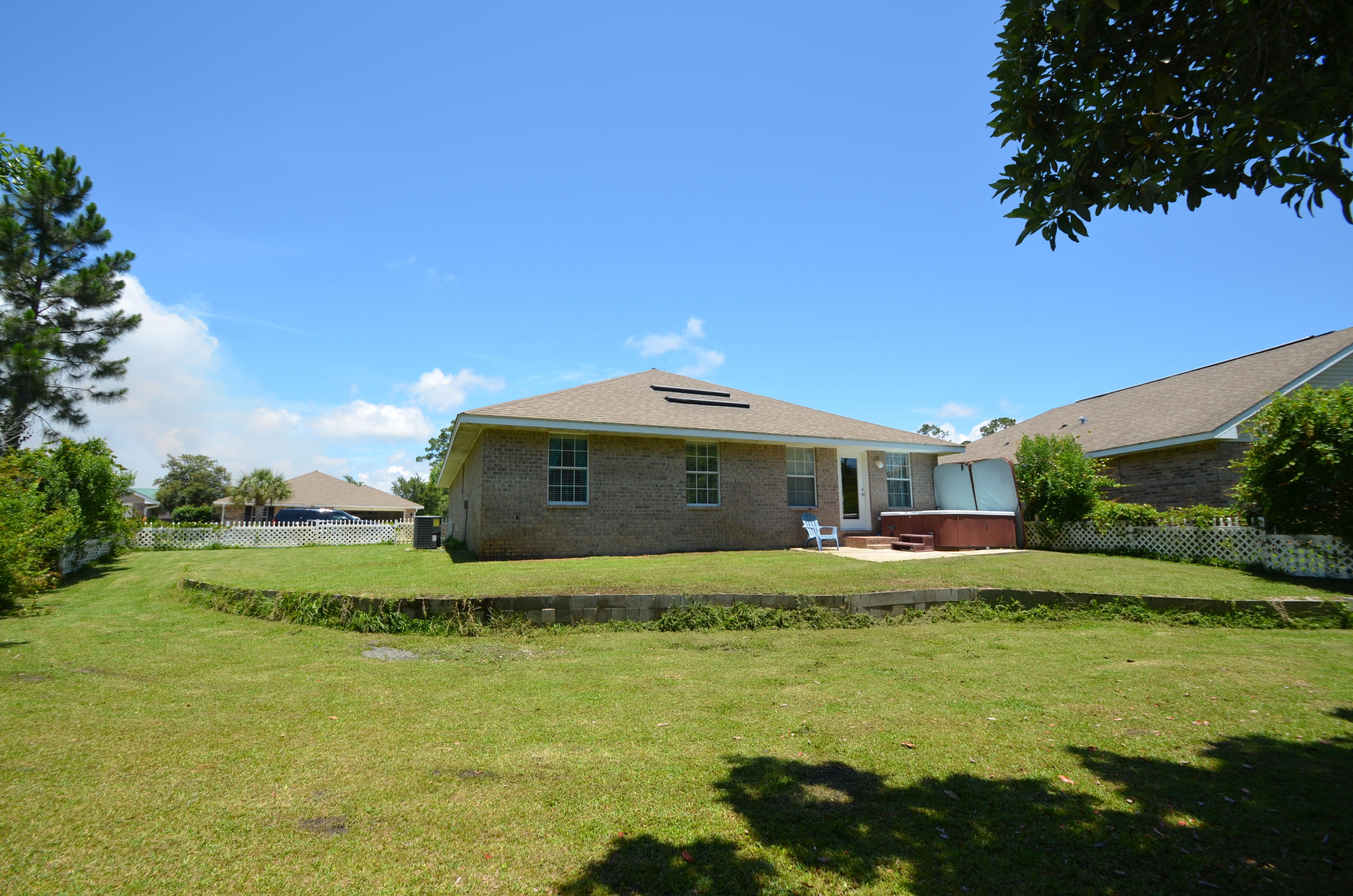 MARSH HARBOR - Residential