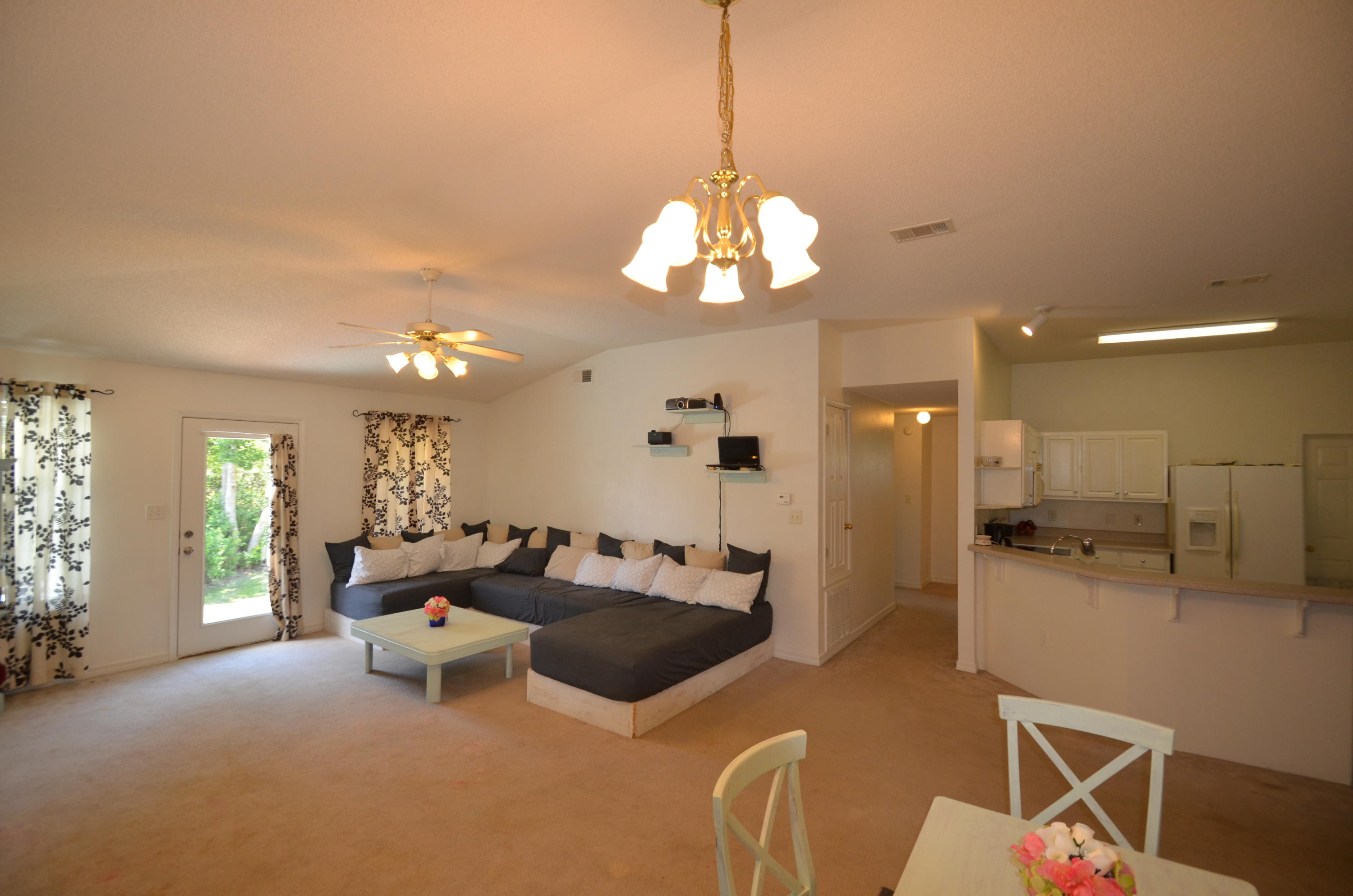 MARSH HARBOR - Residential