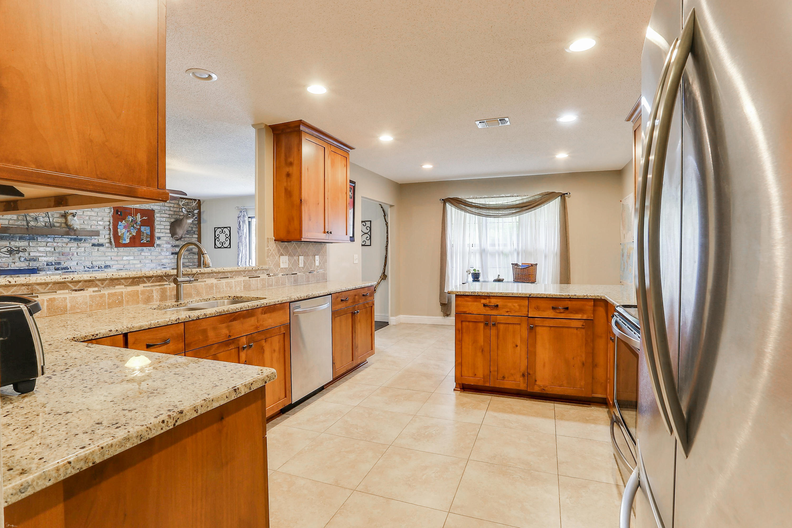 RAINTREE ESTATES - Residential