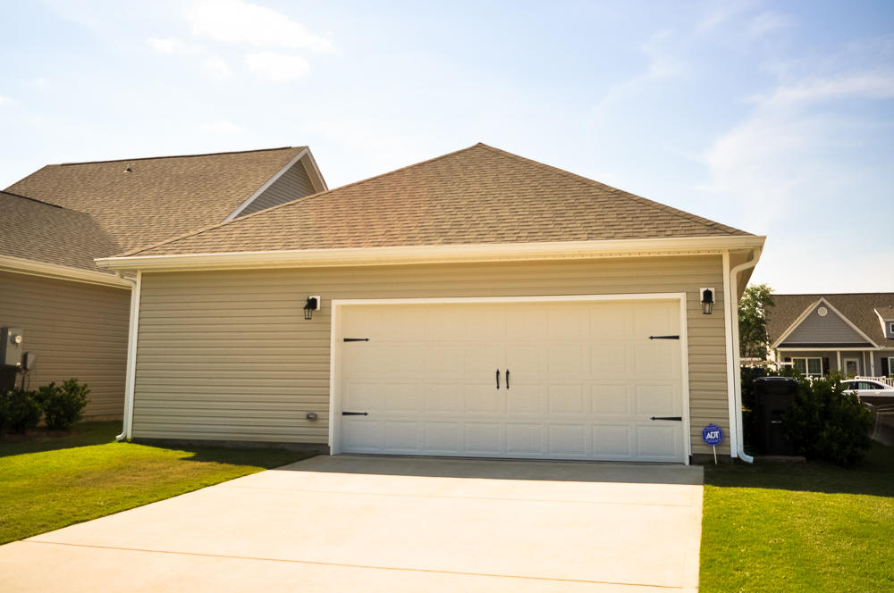 HAMMOCK BAY - Residential Lease