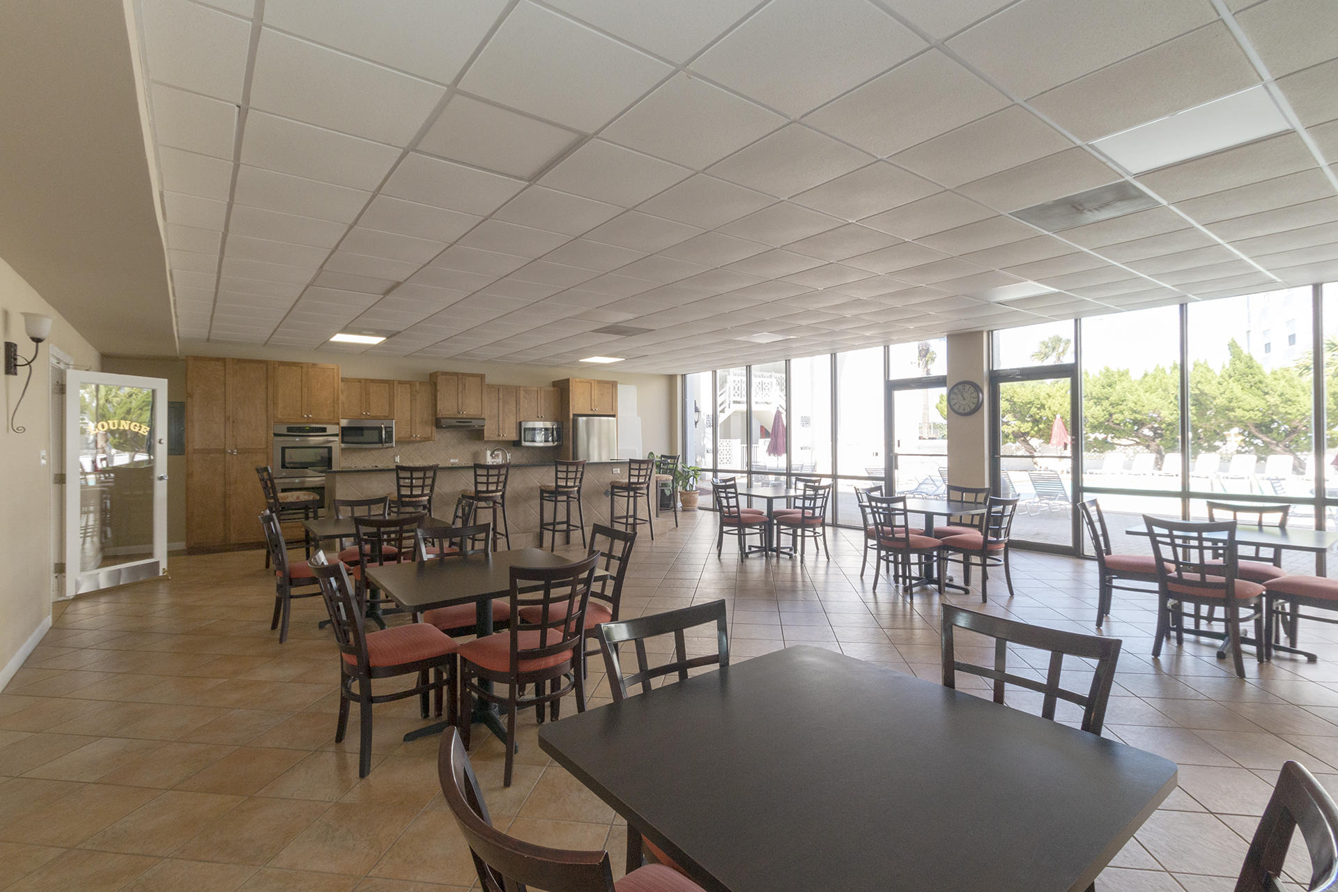 EL MATADOR CONDO - Residential