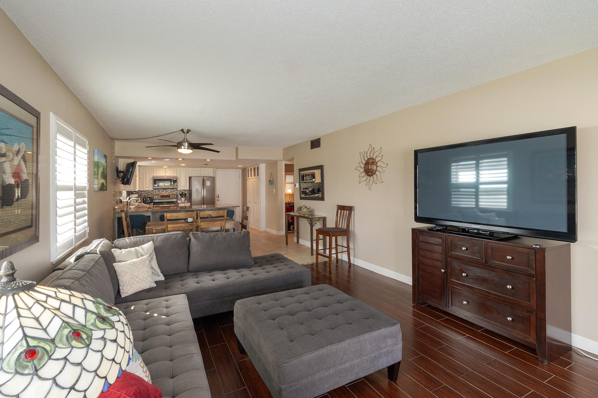 EL MATADOR CONDO - Residential