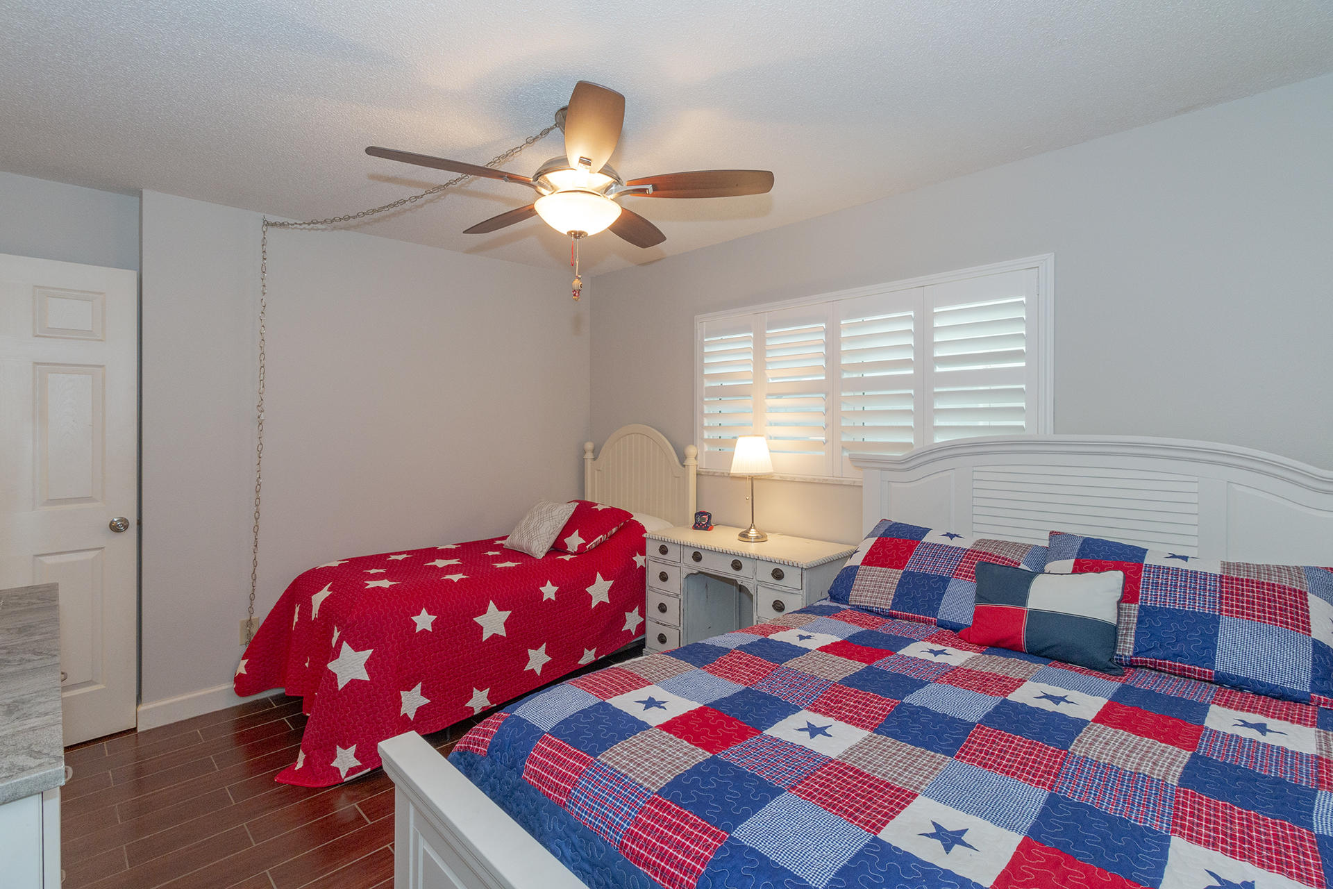 EL MATADOR CONDO - Residential