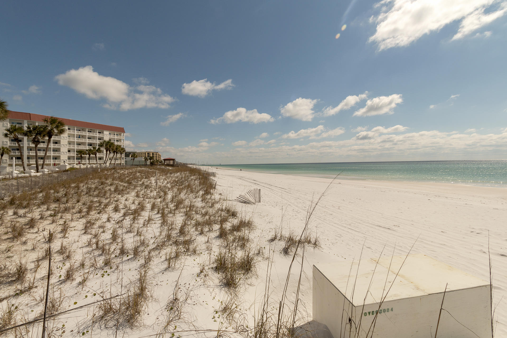 EL MATADOR CONDO - Residential