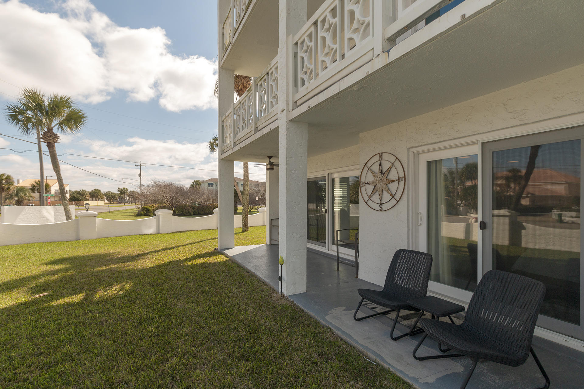 EL MATADOR CONDO - Residential