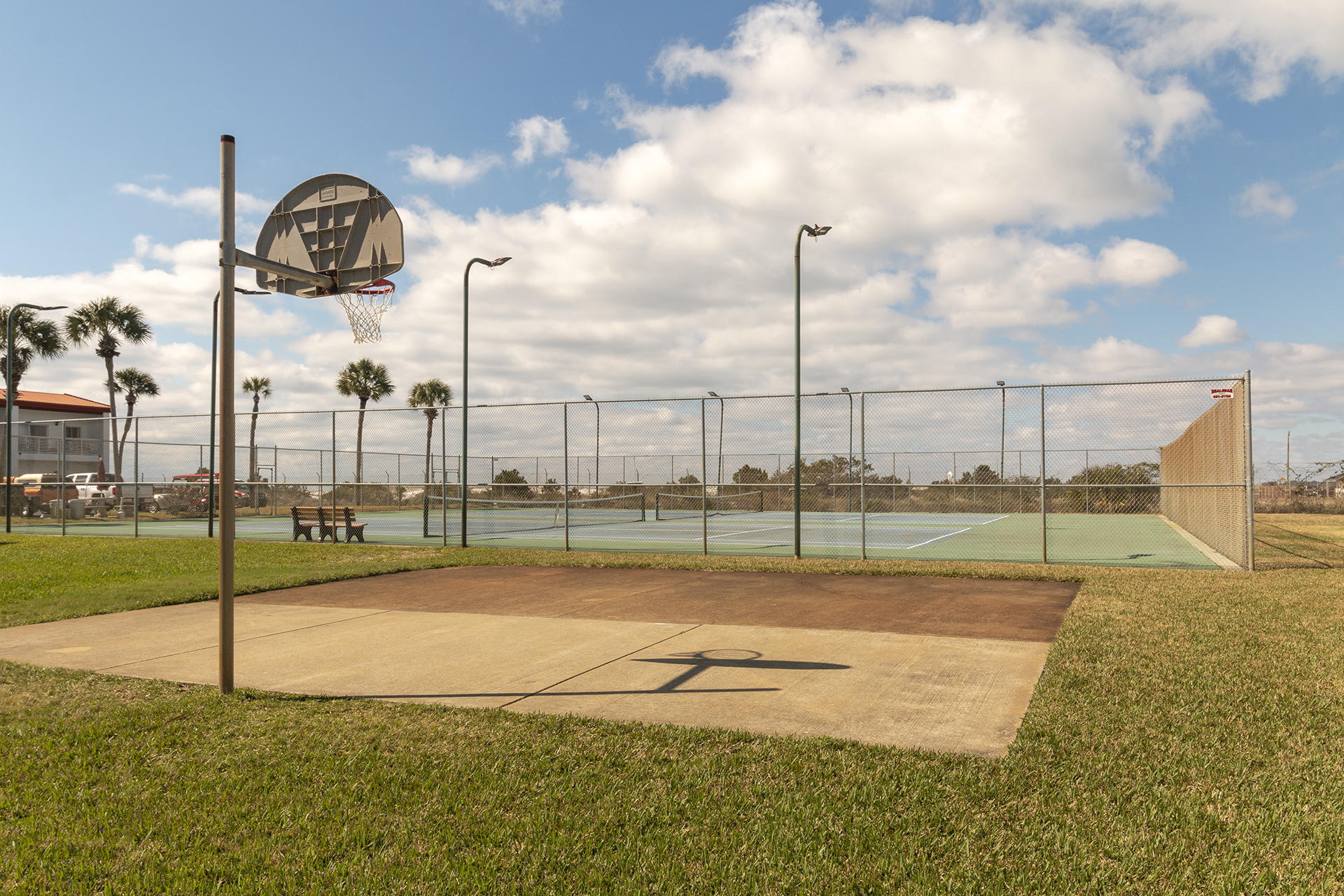 EL MATADOR CONDO - Residential