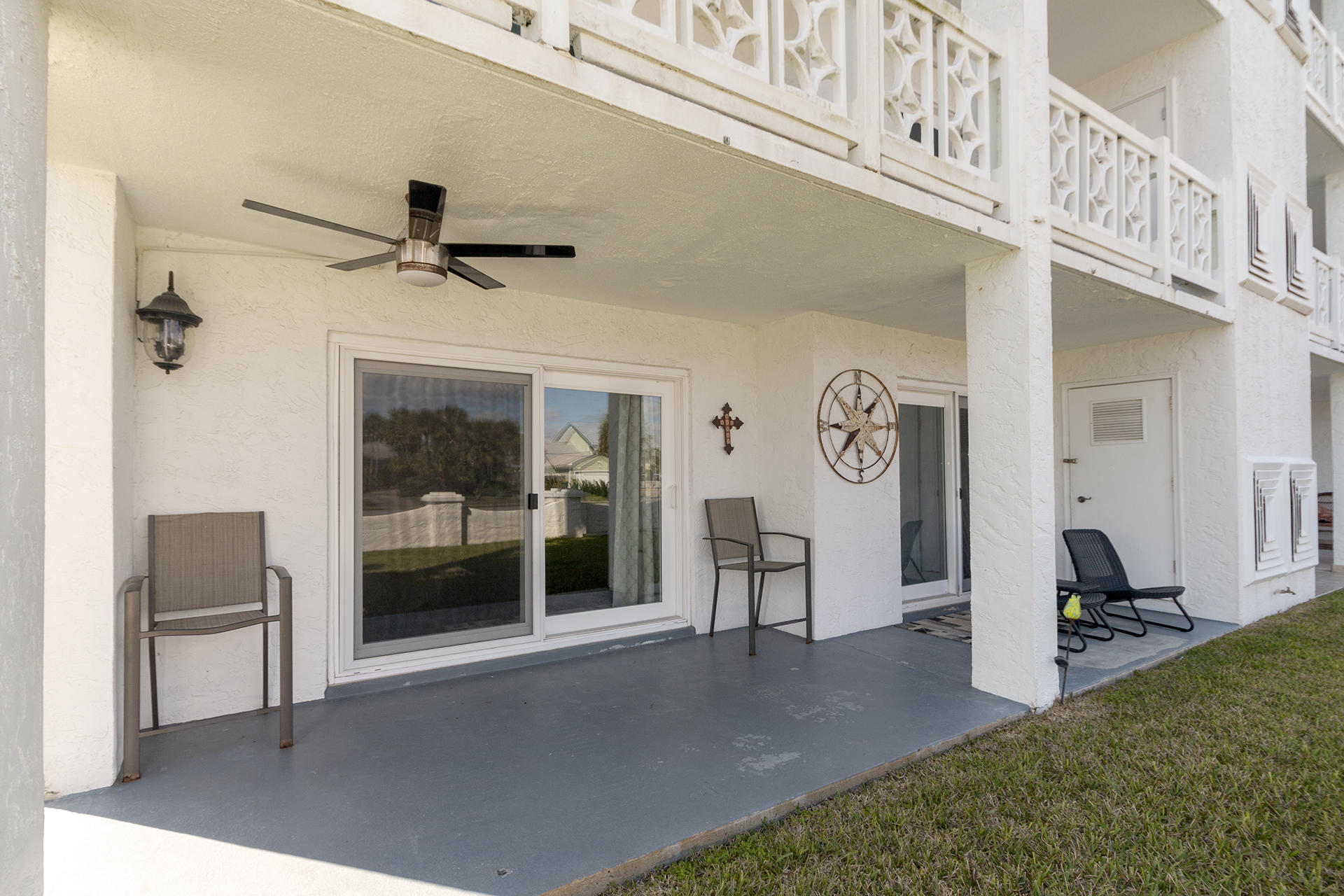 EL MATADOR CONDO - Residential