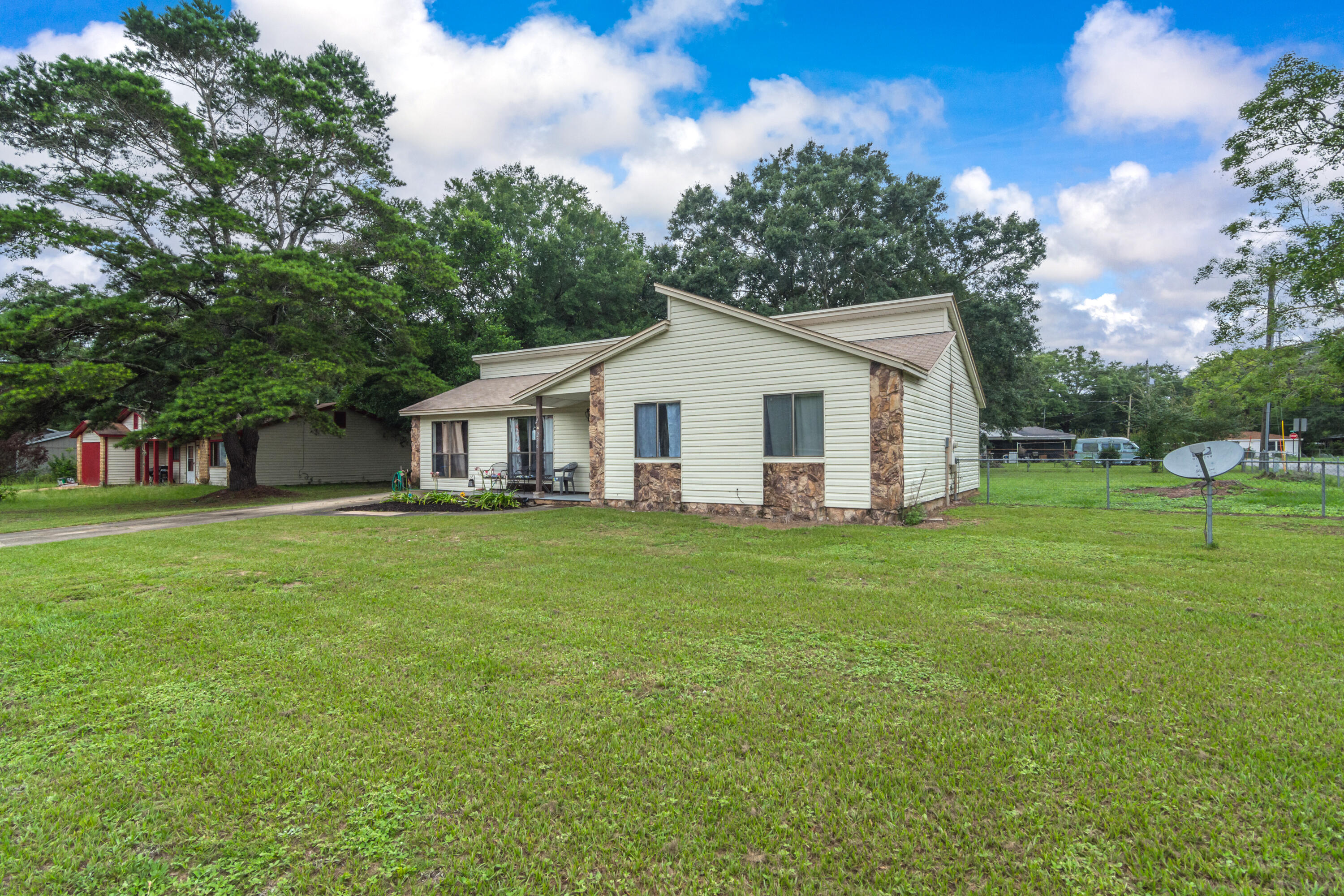 BENT CREEK ESTATES - Residential