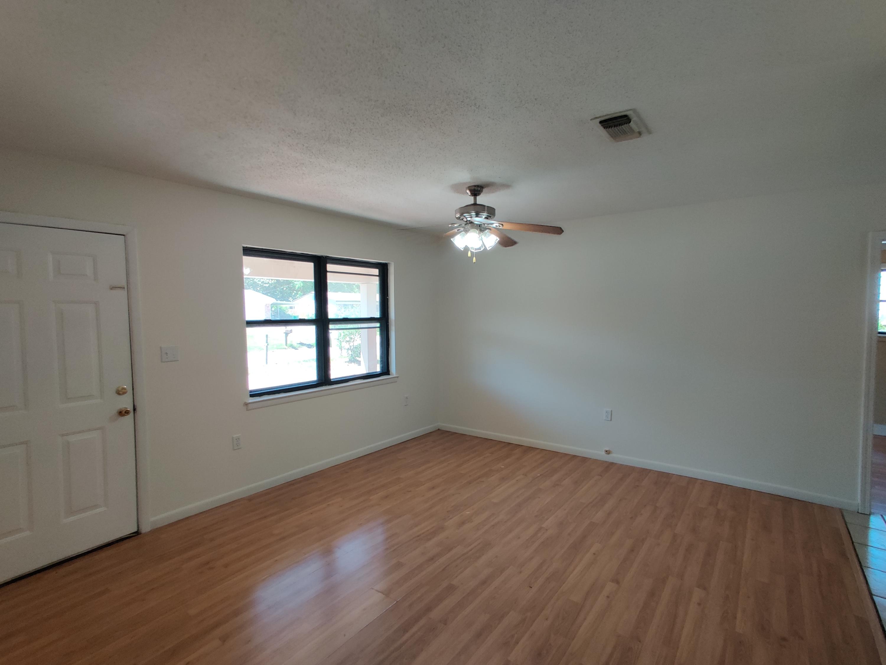 MARY ESTHER HEIGHTS - Residential