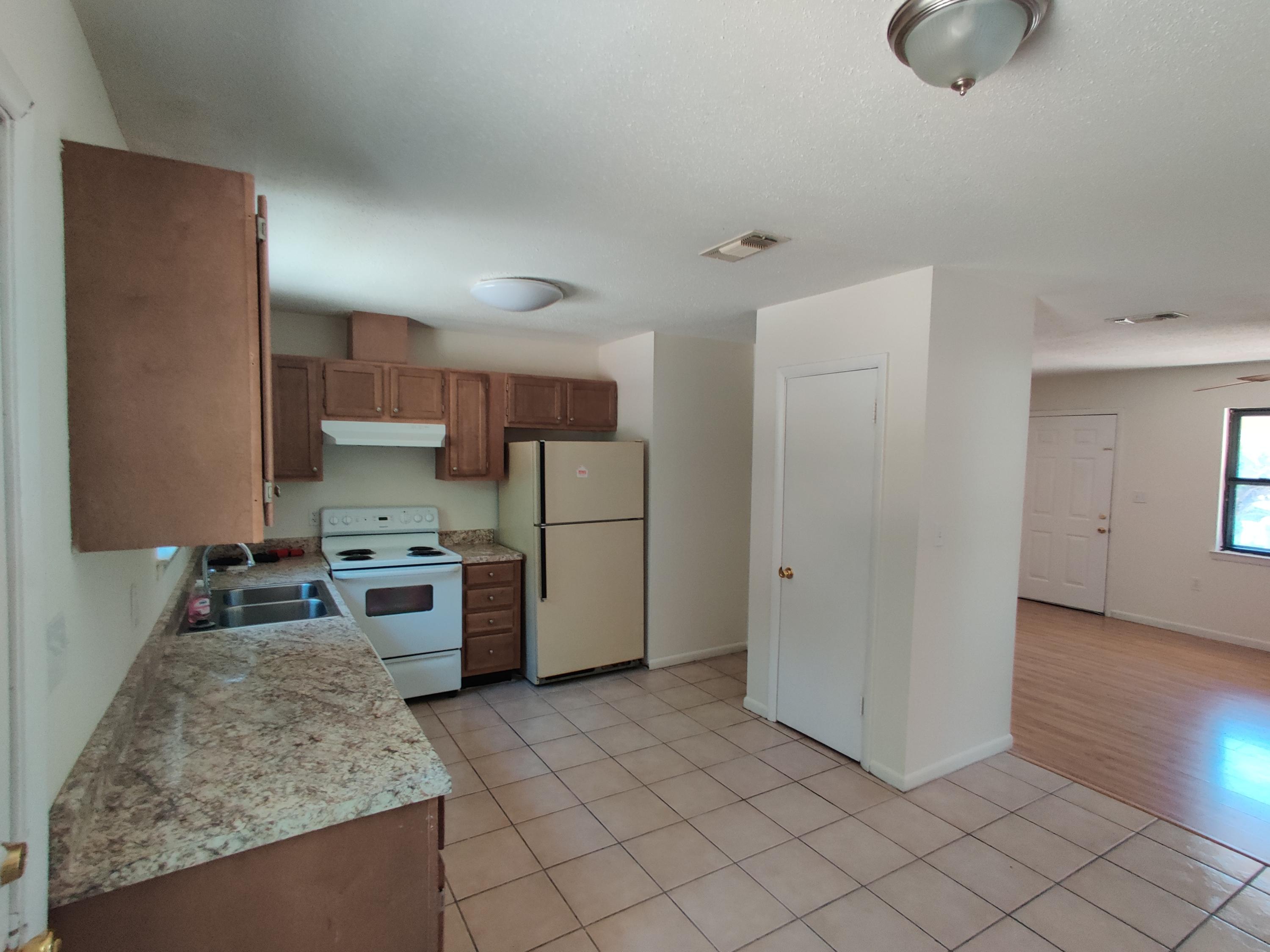 MARY ESTHER HEIGHTS - Residential