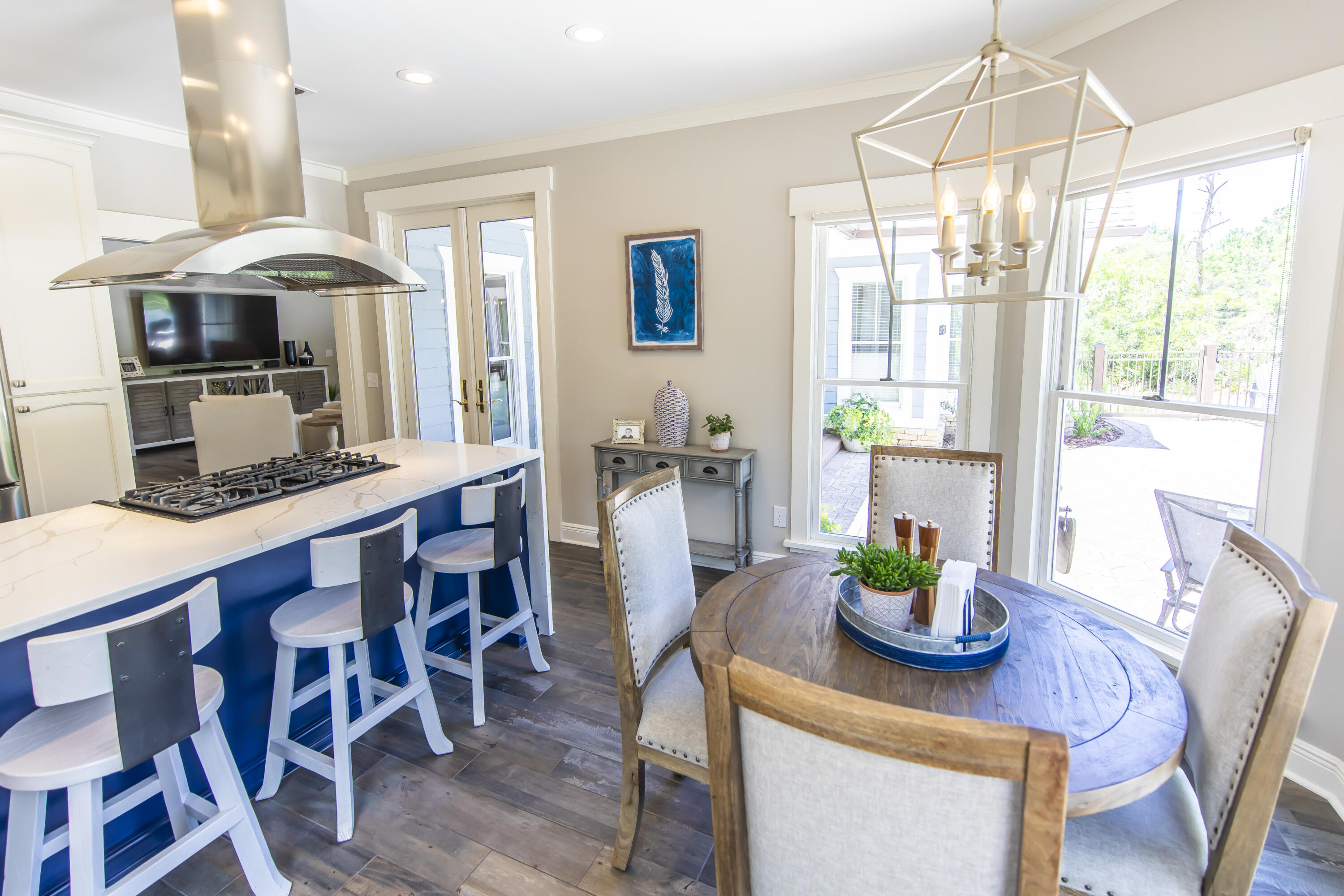 WILD HERON - Residential