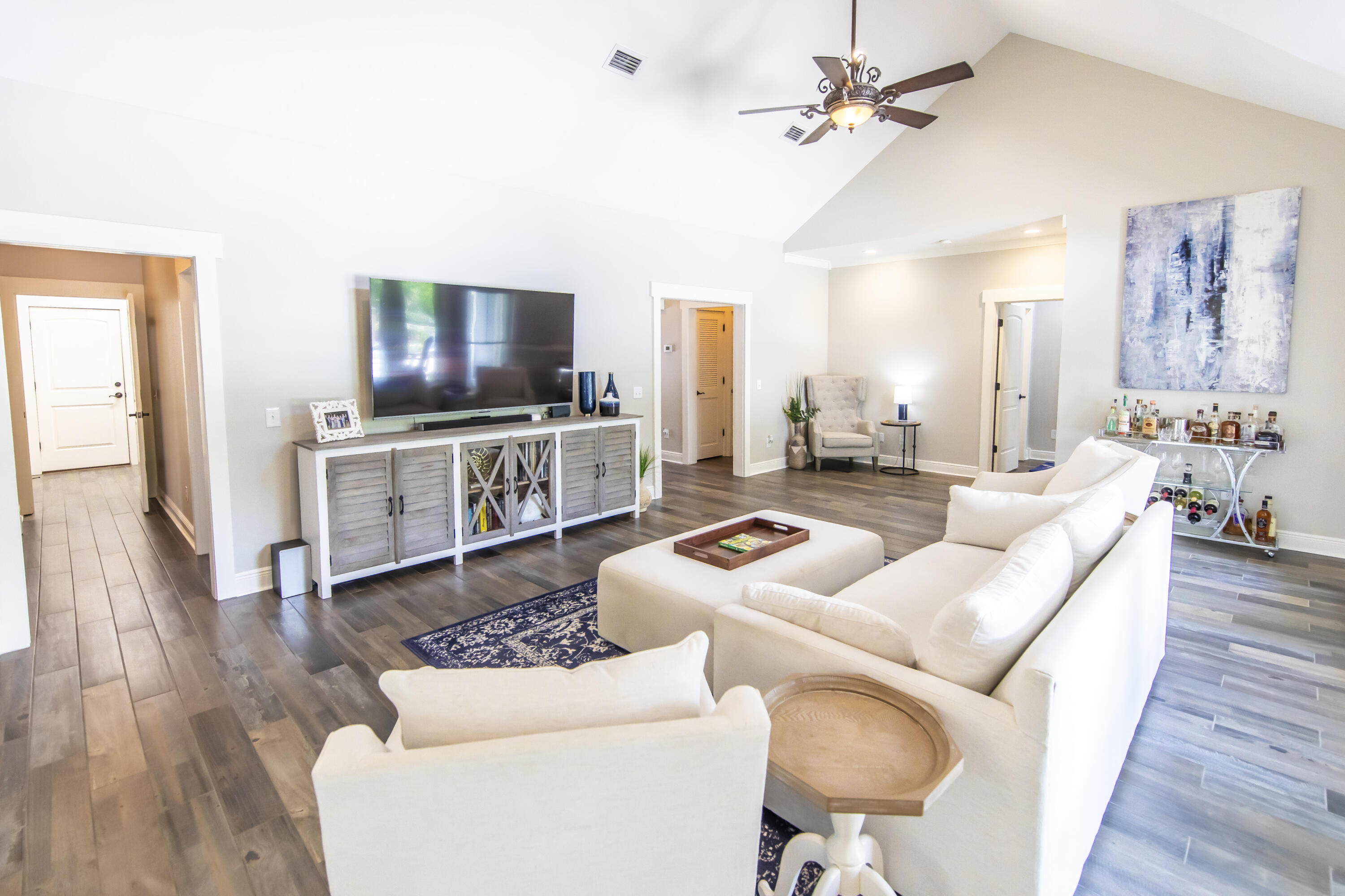 WILD HERON - Residential