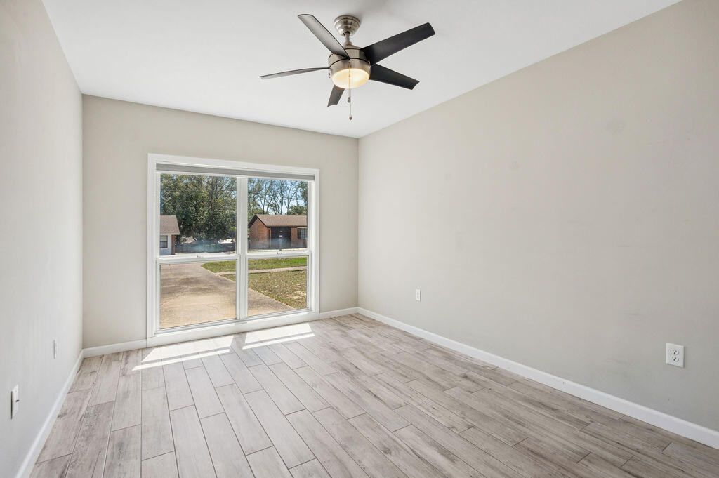 Carol Anne Manor - Residential